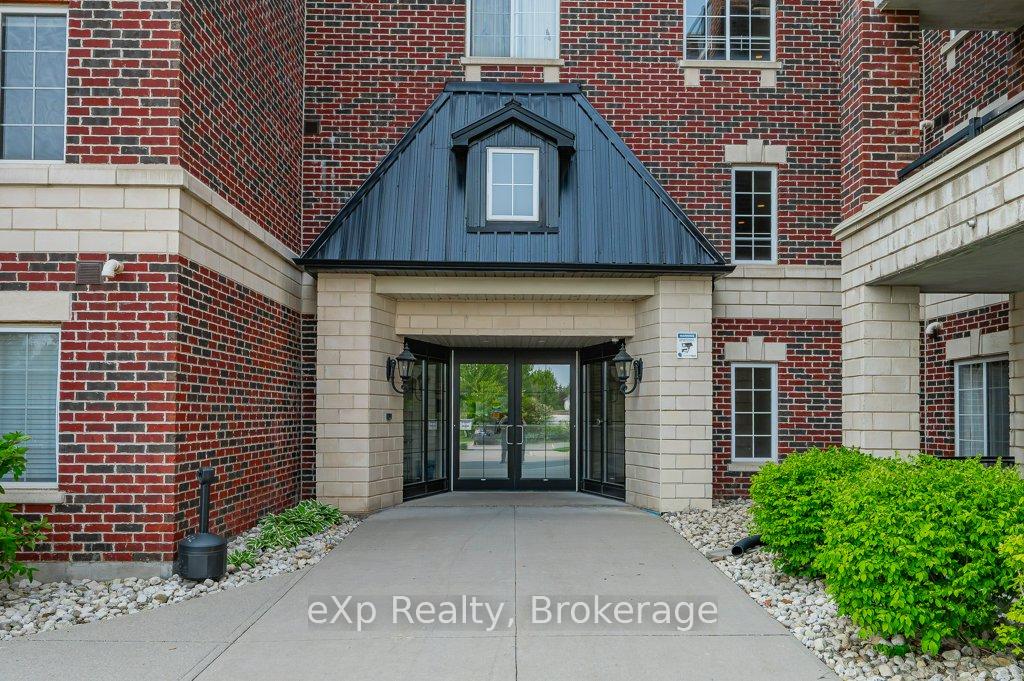 Photo 5 of Unit 315, 308 Watson Parkway N, Guelph, Grange Road — HOMEH