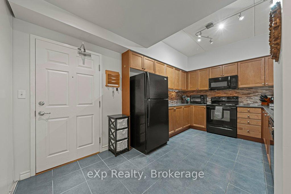 Photo 9 of Unit 315, 308 Watson Parkway N, Guelph, Grange Road — HOMEH