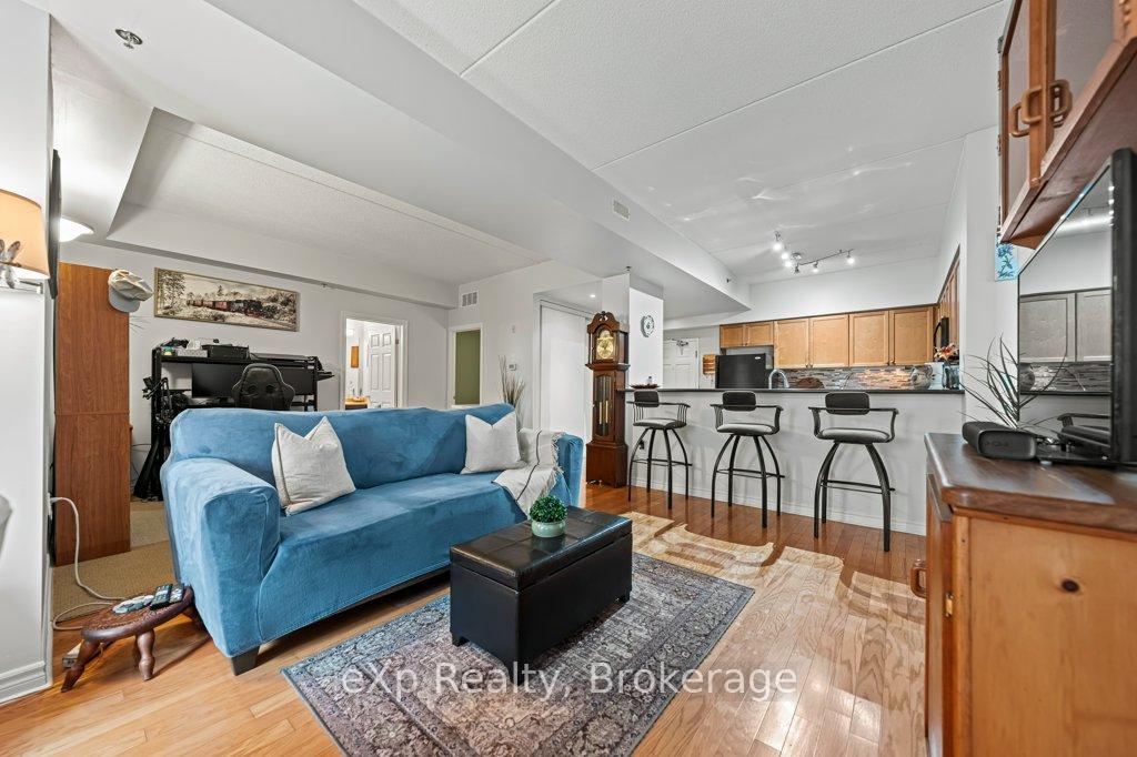 Photo 20 of Unit 315, 308 Watson Parkway N, Guelph, Grange Road — HOMEH