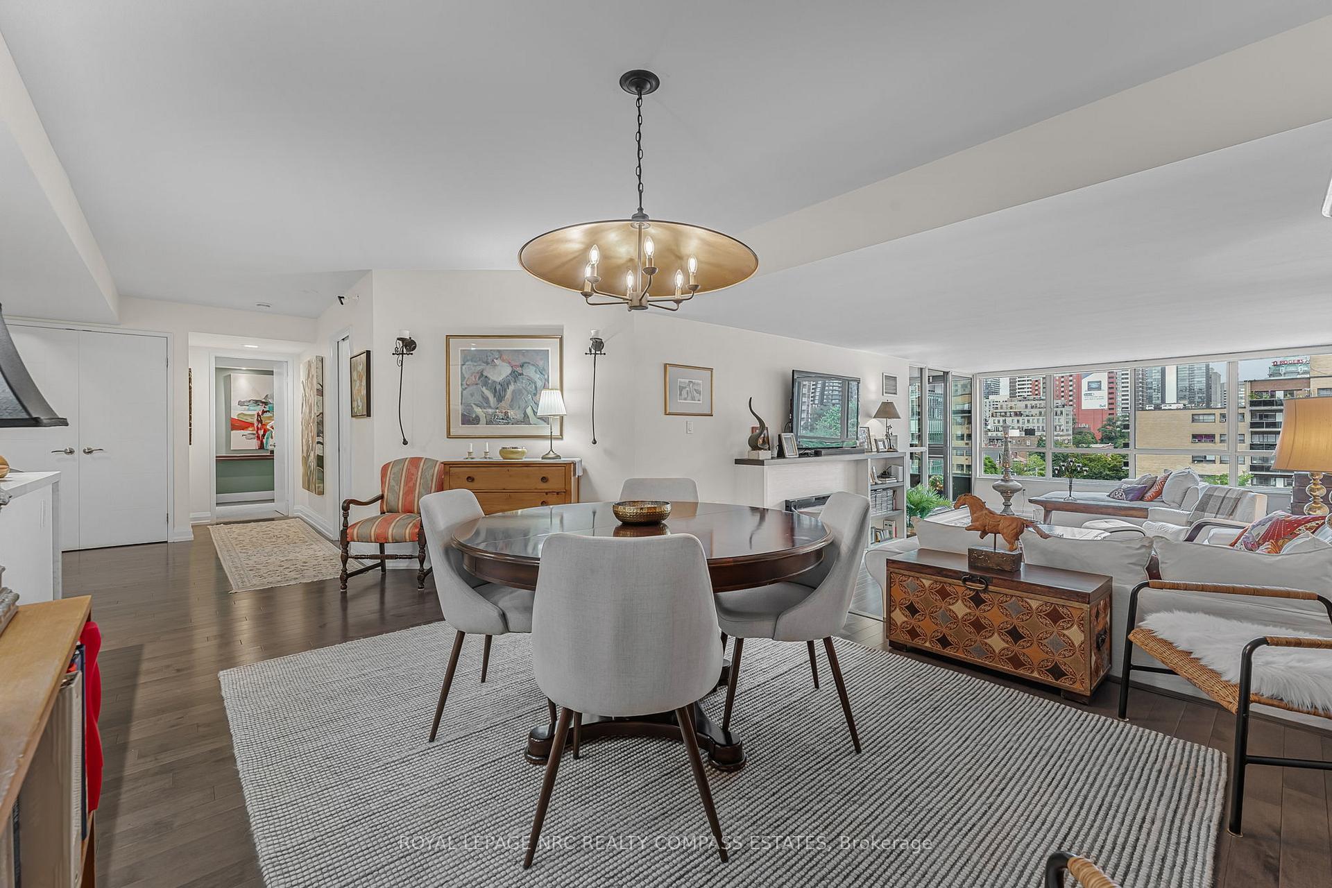 Photo 1 of Unit 810, 130 Carlton Street, Toronto, Cabbagetown-South St. James Town — HOMEH