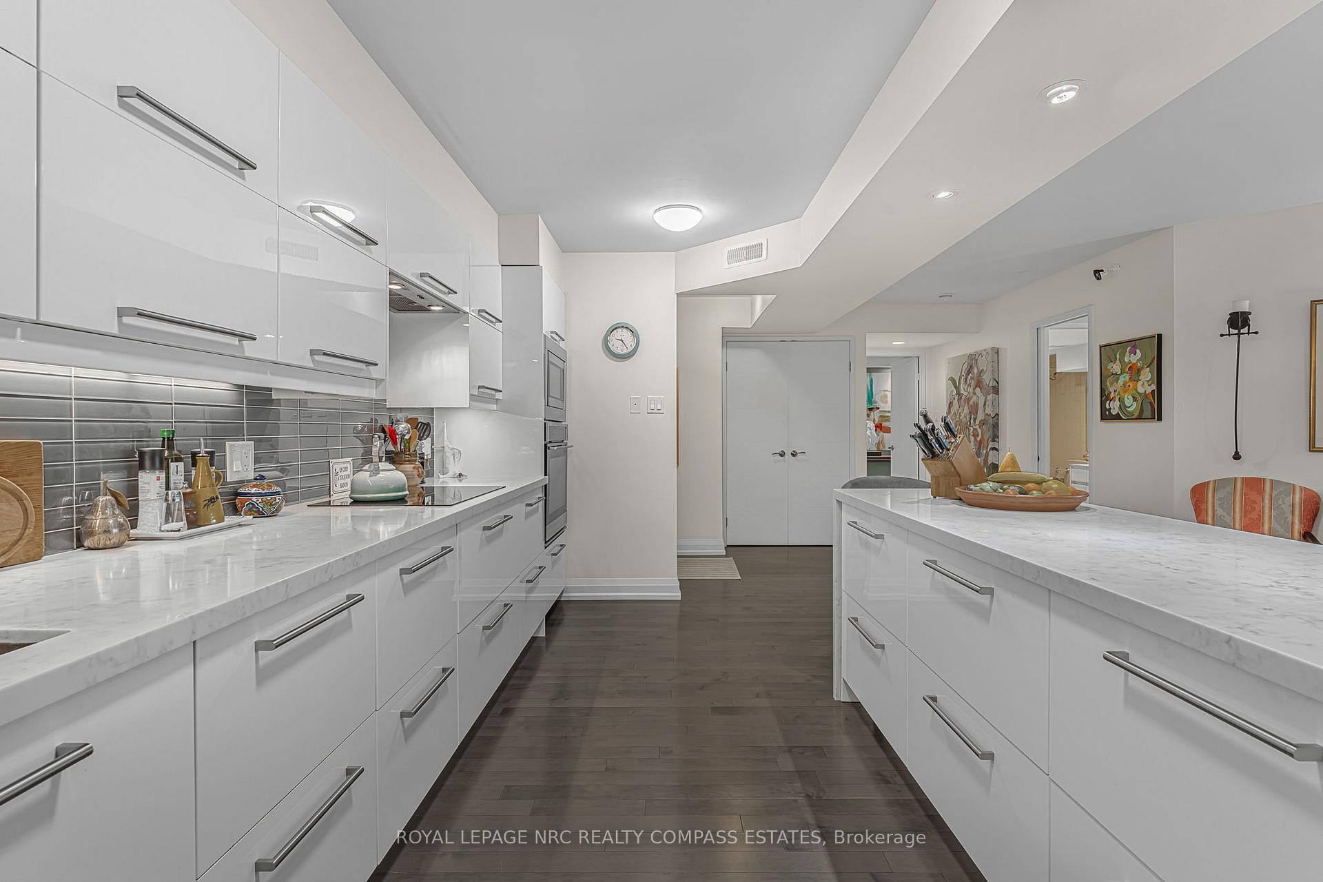 Photo 18 of Unit 810, 130 Carlton Street, Toronto, Cabbagetown-South St. James Town — HOMEH