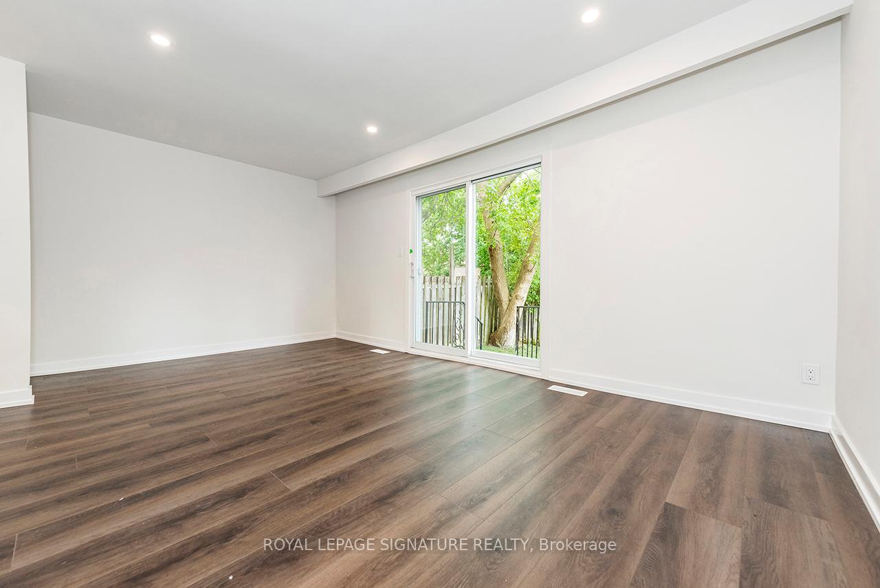 Photo 16 of Unit 2, 20 Anna Capri Drive, Hamilton, Templemead — HOMEH