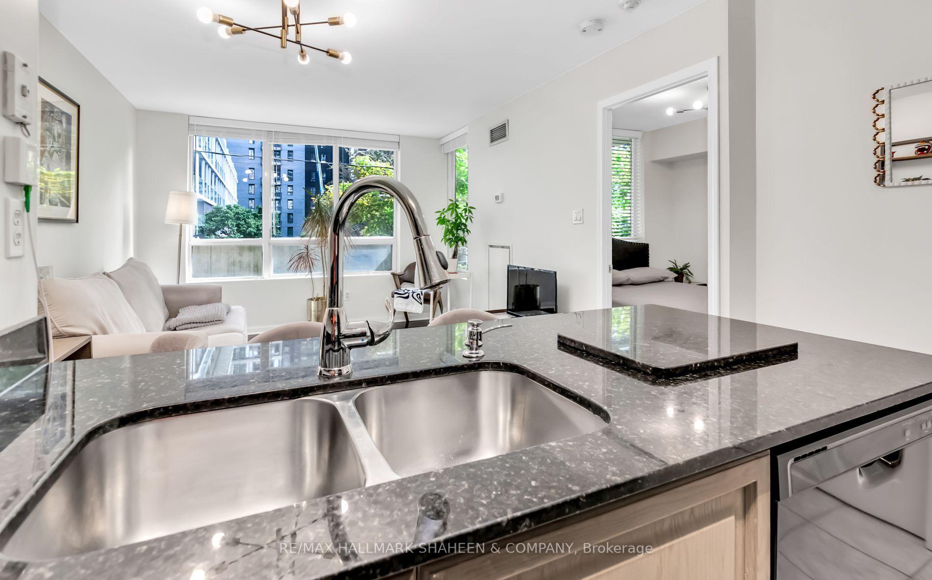 Photo 7 of Unit 207, 188 Redpath Avenue, Toronto, Mount Pleasant West — HOMEH