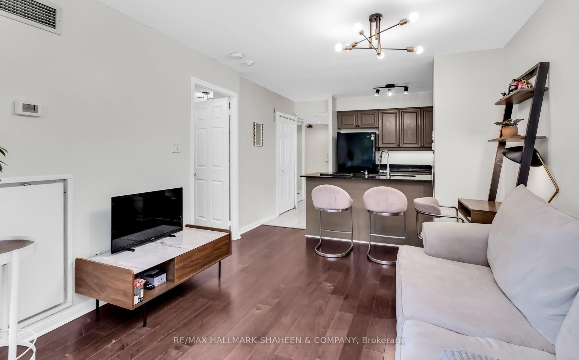 Photo 10 of Unit 207, 188 Redpath Avenue, Toronto, Mount Pleasant West — HOMEH