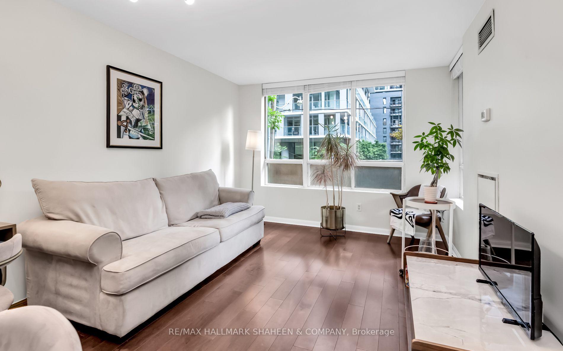 Photo 12 of Unit 207, 188 Redpath Avenue, Toronto, Mount Pleasant West — HOMEH