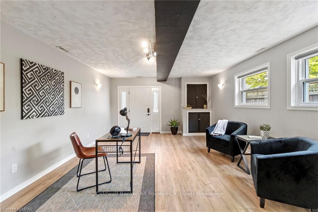 Photo 5 of 33 Keith Crescent, Bluewater, Bayfield — HOMEH