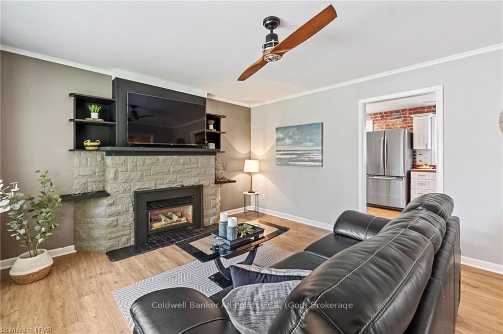 Photo 16 of 33 Keith Crescent, Bluewater, Bayfield — HOMEH