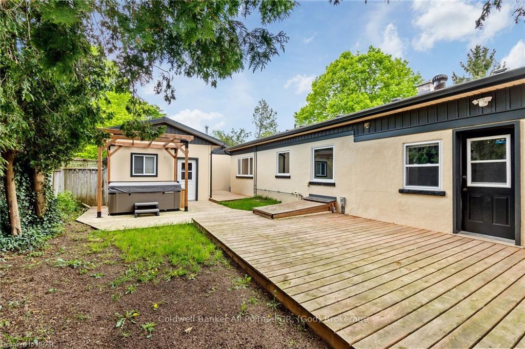 Photo 31 of 33 Keith Crescent, Bluewater, Bayfield — HOMEH