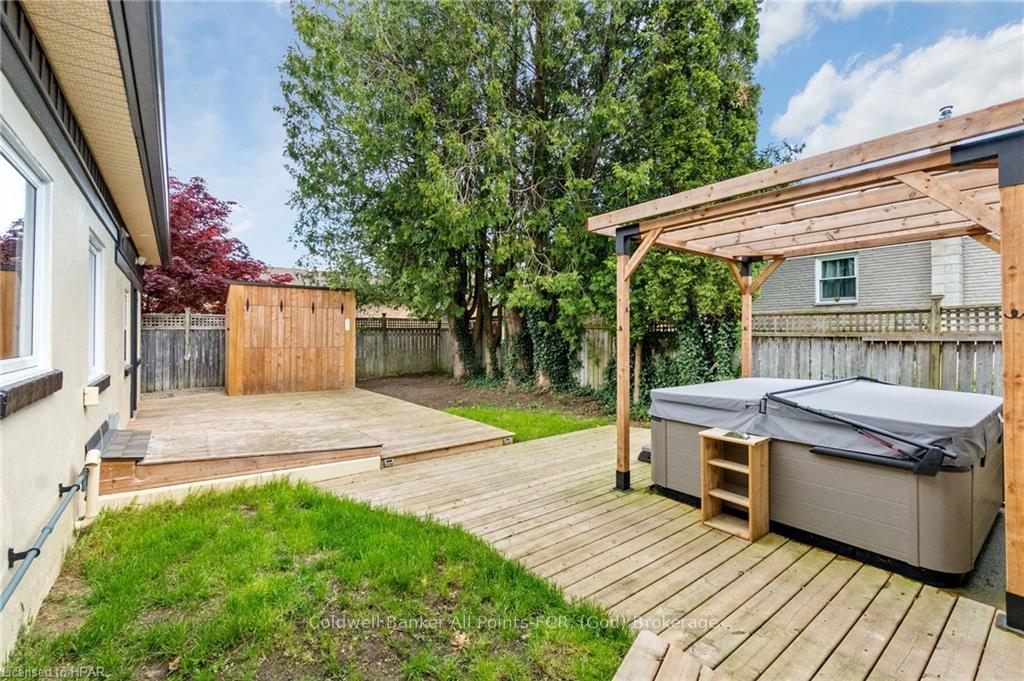 Photo 34 of 33 Keith Crescent, Bluewater, Bayfield — HOMEH