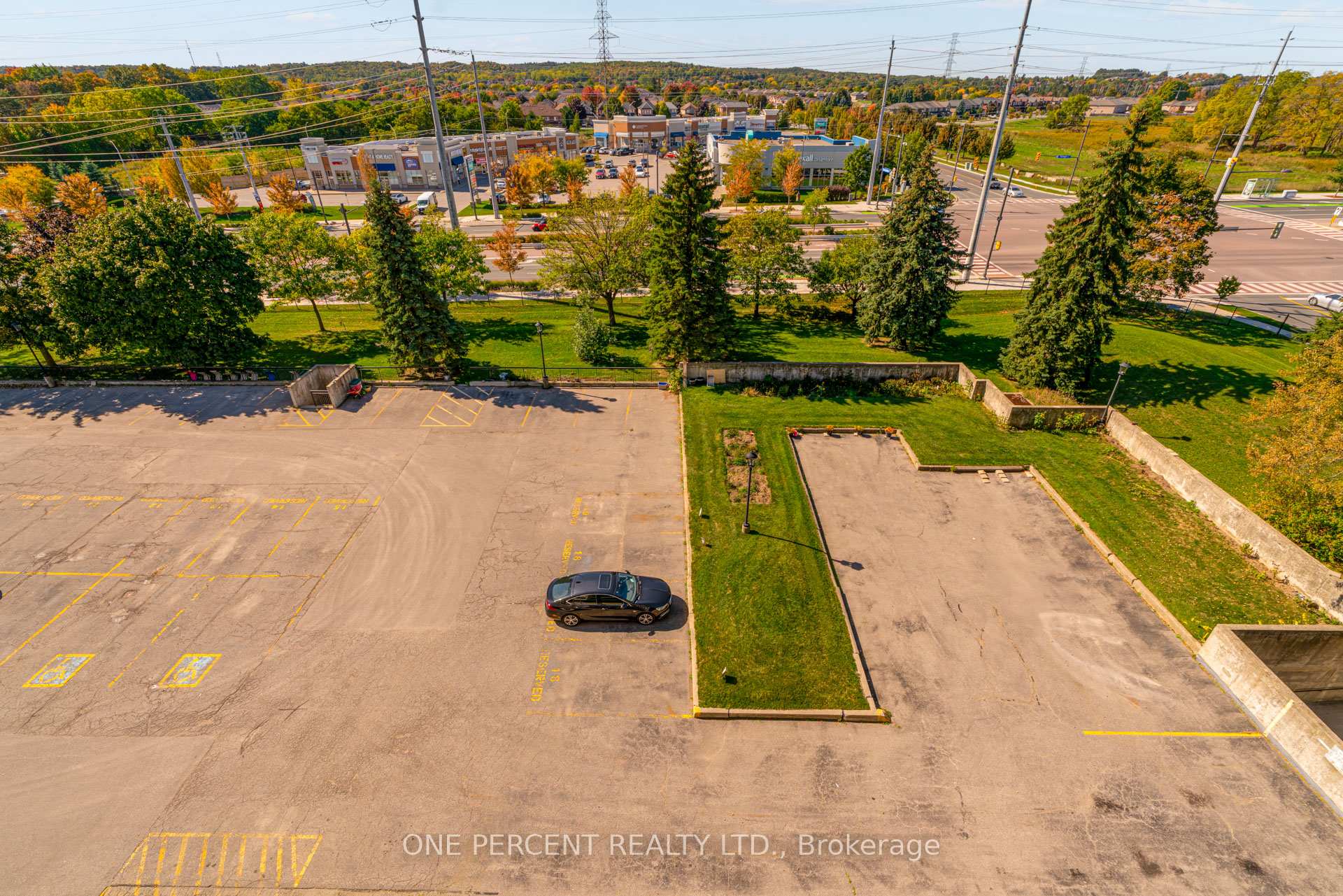 Photo 30 of Unit 705, 20 William Roe Boulevard, Newmarket, Central Newmarket — HOMEH