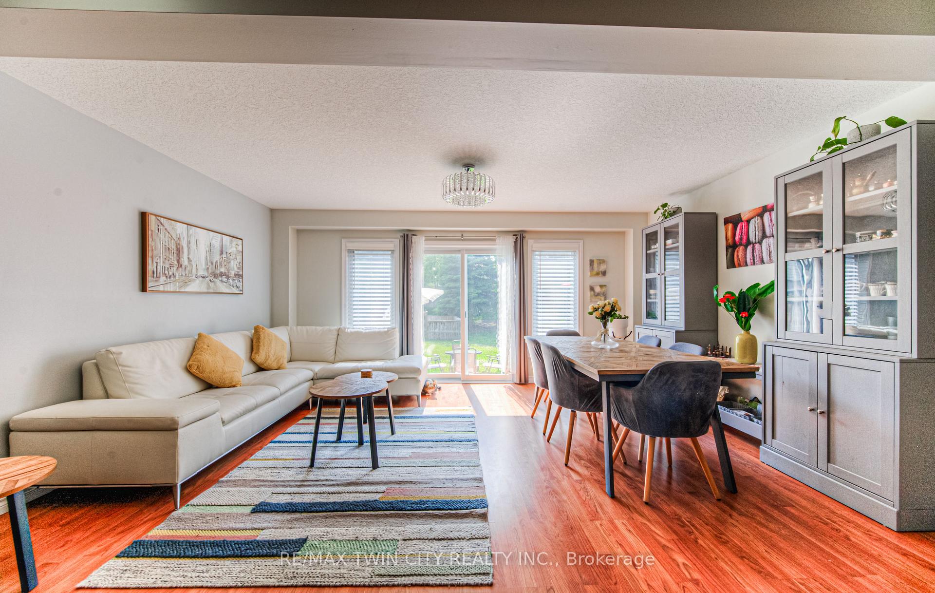 Photo 12 of Unit 4, 972 Strasburg Road, Kitchener — HOMEH