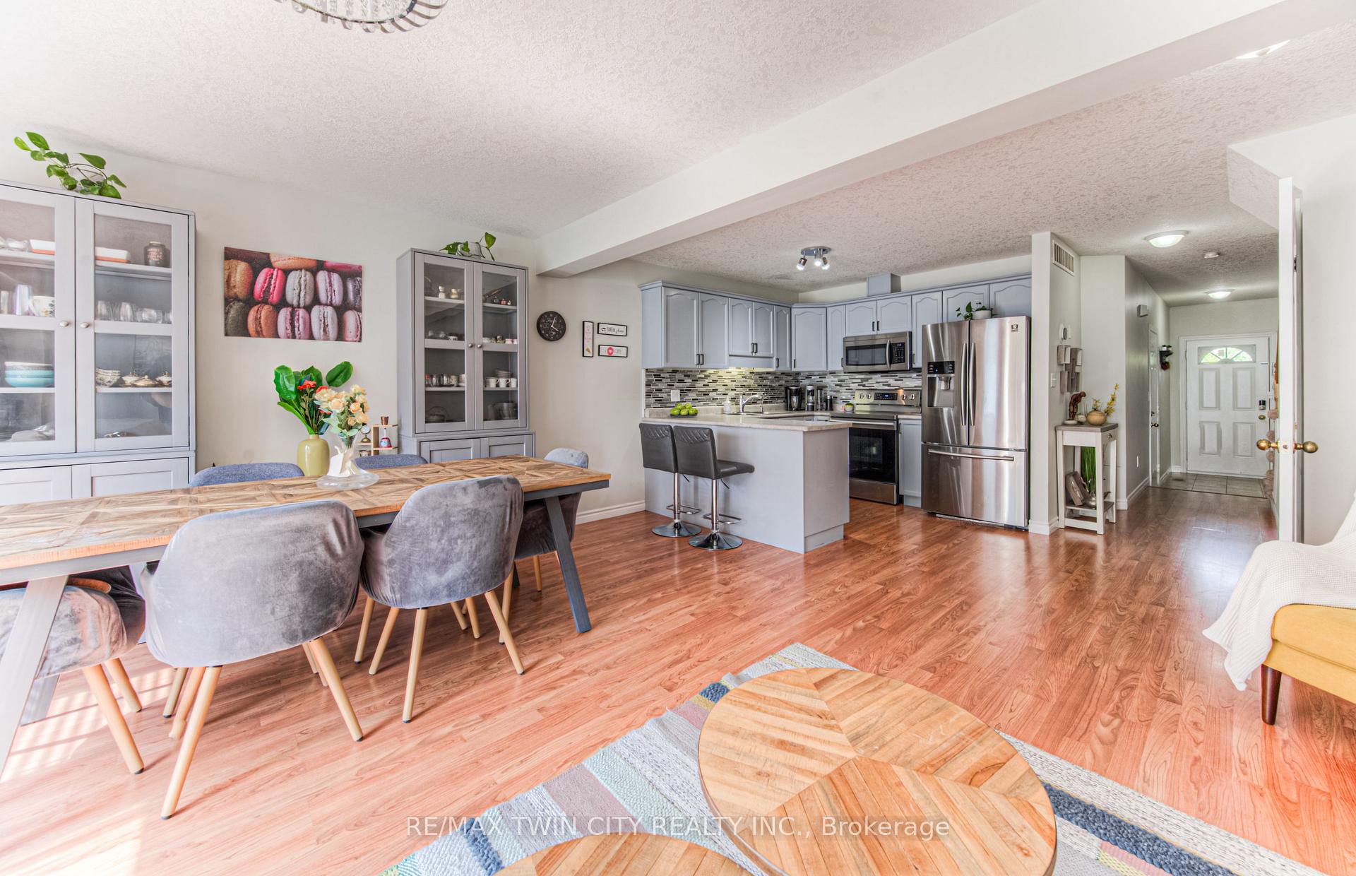 Photo 15 of Unit 4, 972 Strasburg Road, Kitchener — HOMEH