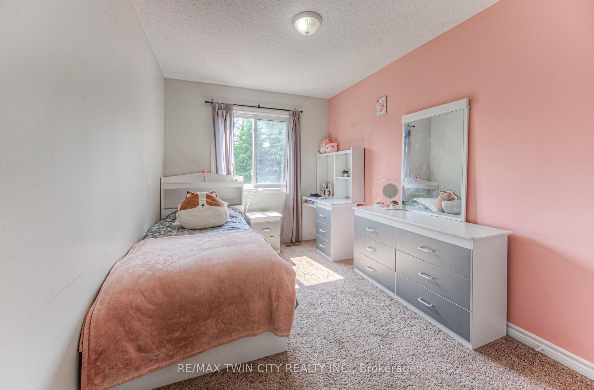 Photo 20 of Unit 4, 972 Strasburg Road, Kitchener — HOMEH