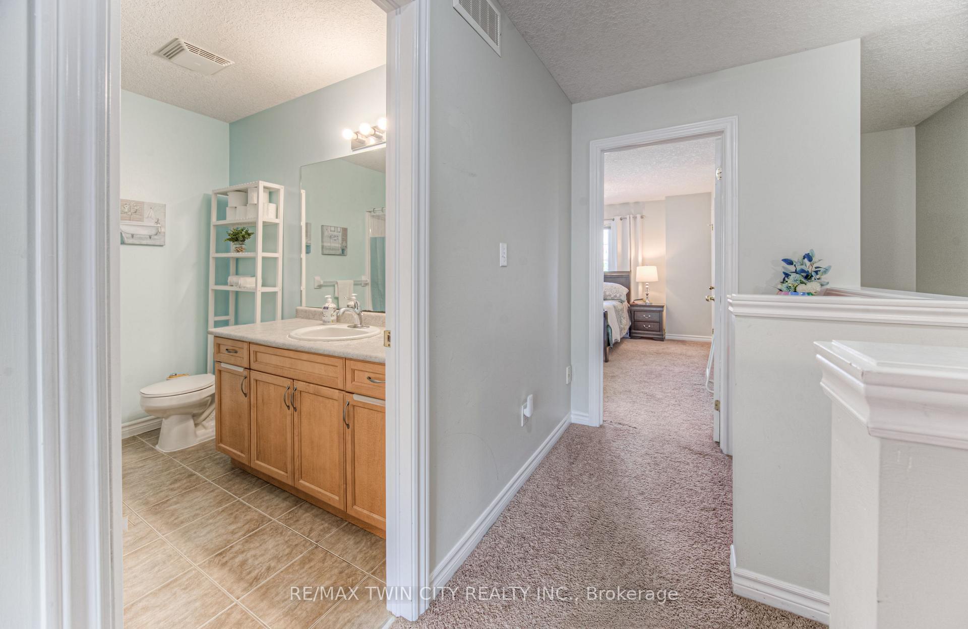 Photo 22 of Unit 4, 972 Strasburg Road, Kitchener — HOMEH