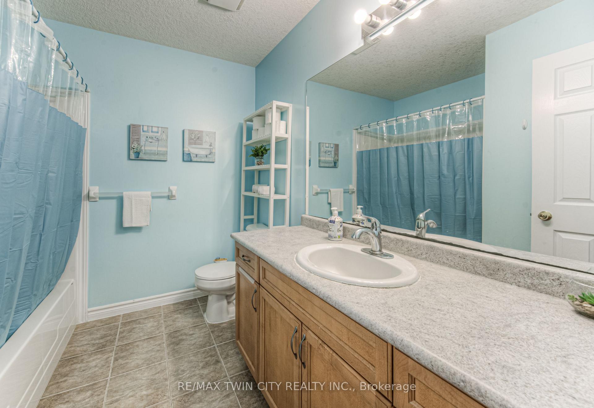 Photo 23 of Unit 4, 972 Strasburg Road, Kitchener — HOMEH