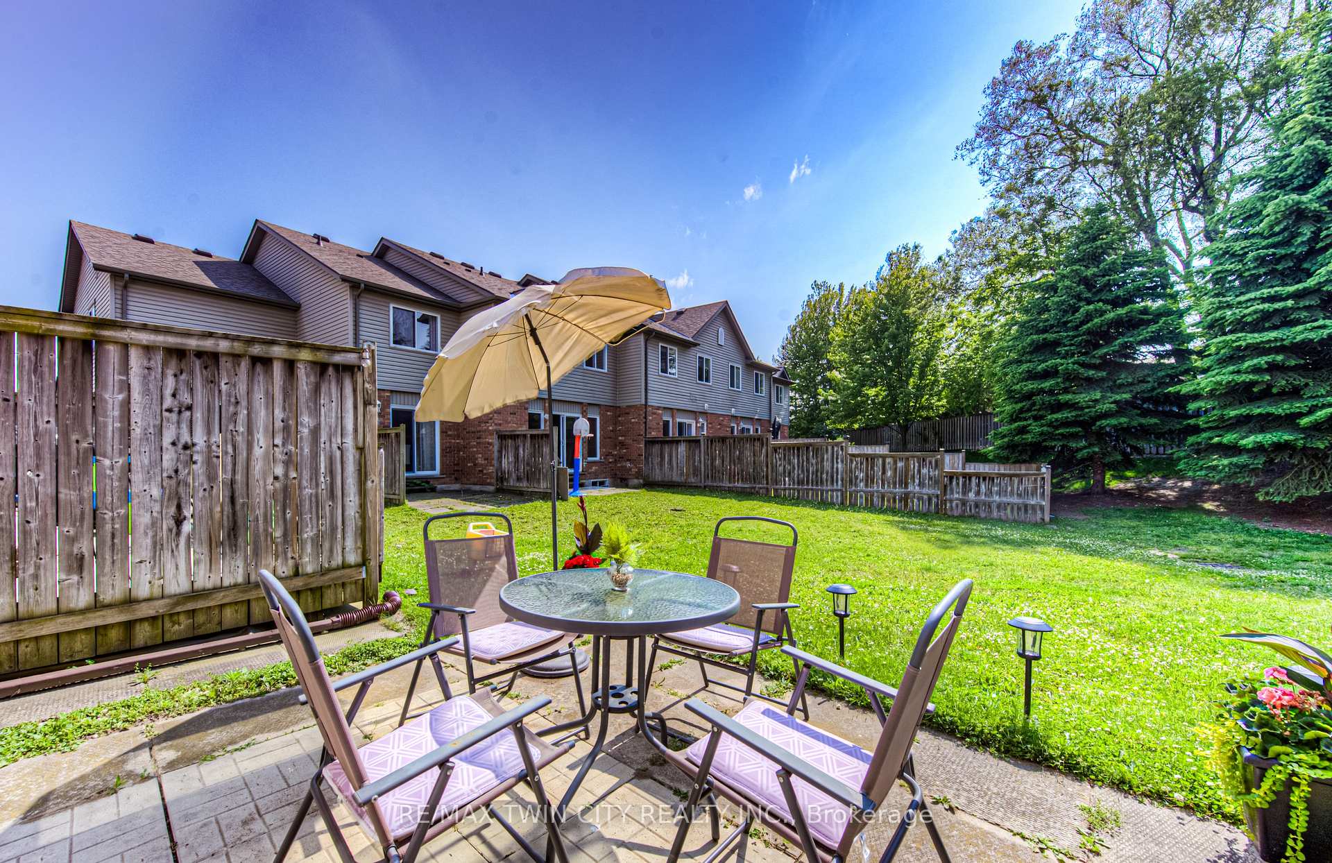 Photo 37 of Unit 4, 972 Strasburg Road, Kitchener — HOMEH