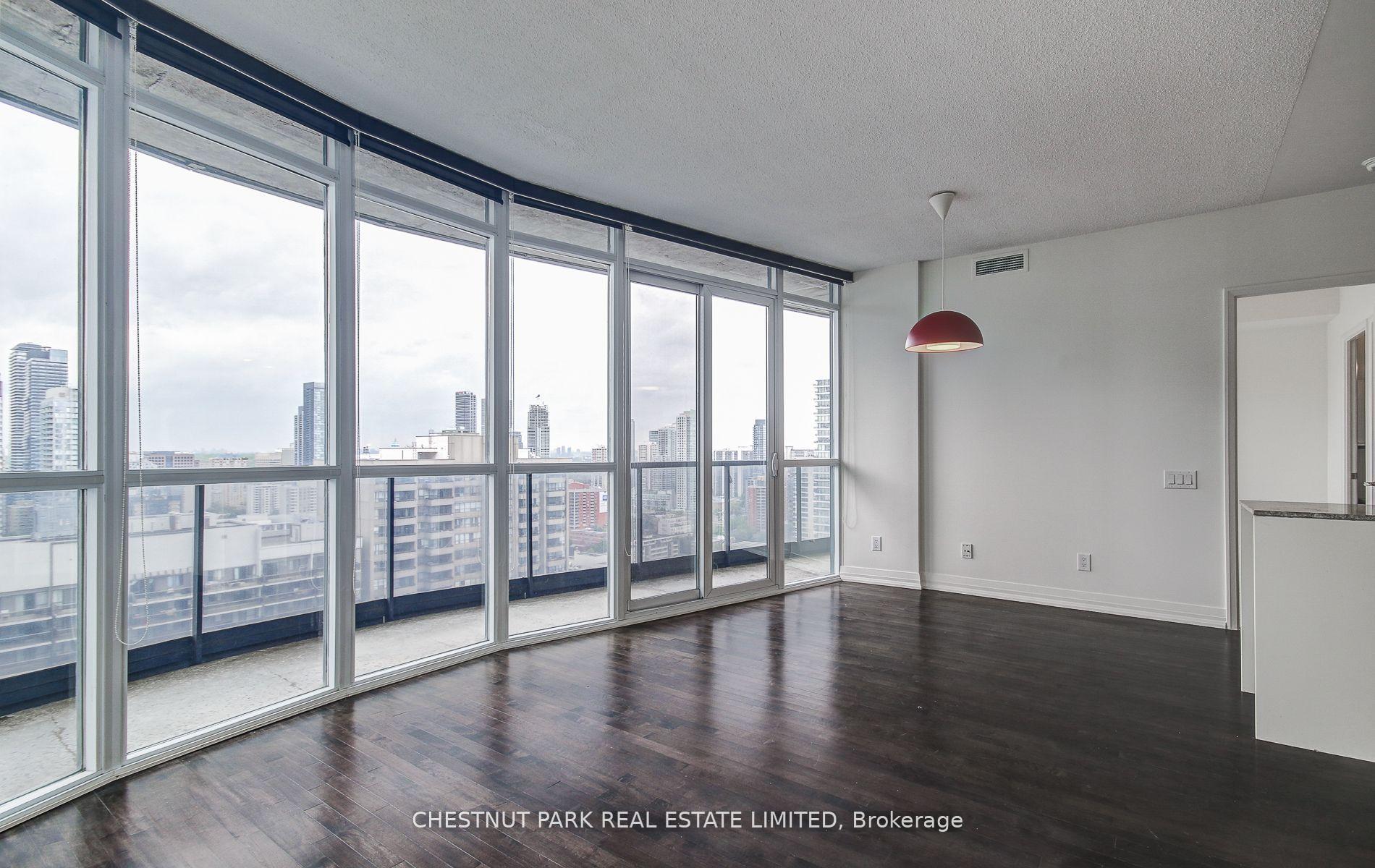 Photo 4 of Unit 3205, 25 Carlton Street, Toronto, Church-Yonge Corridor — HOMEH