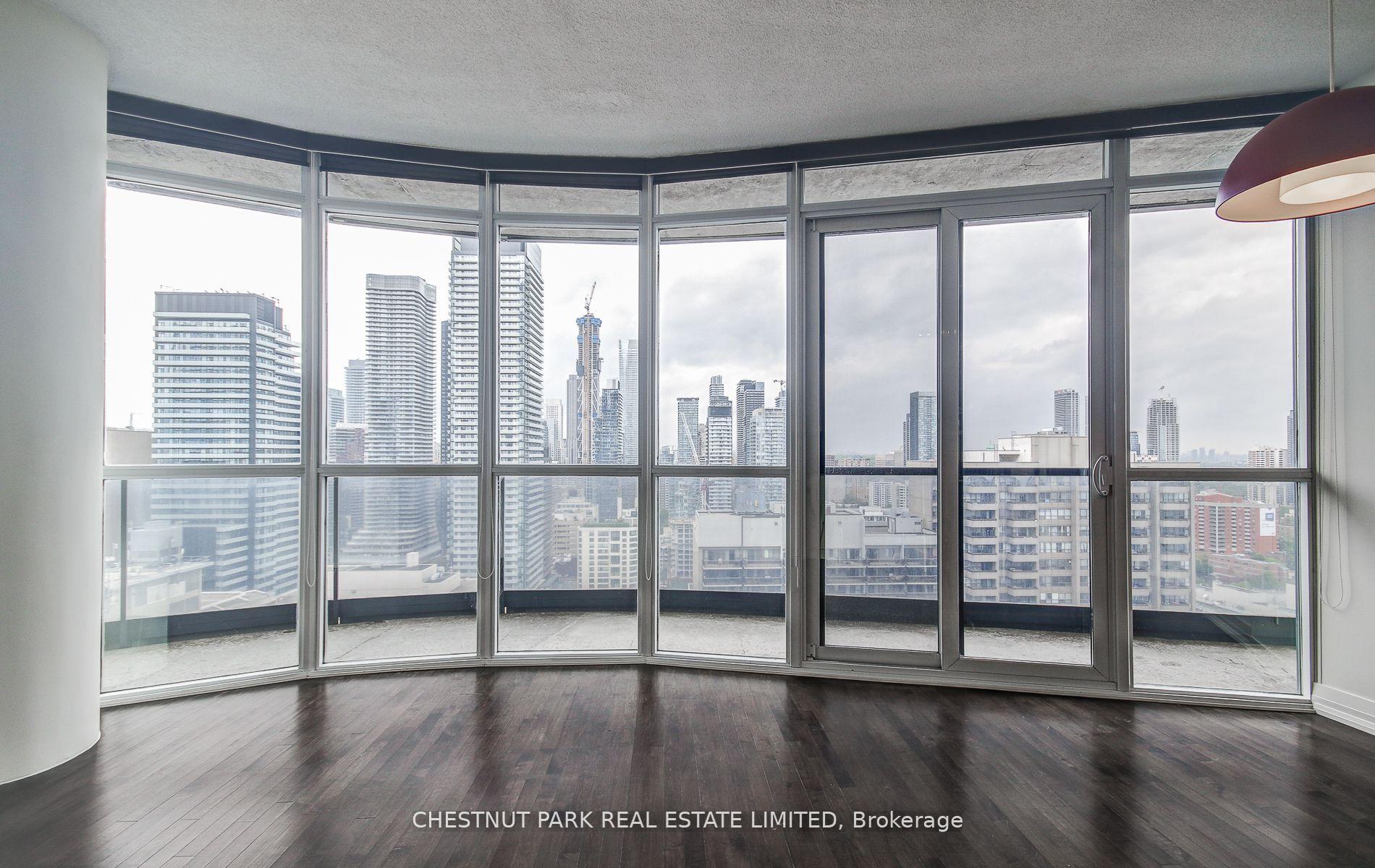 Photo 5 of Unit 3205, 25 Carlton Street, Toronto, Church-Yonge Corridor — HOMEH