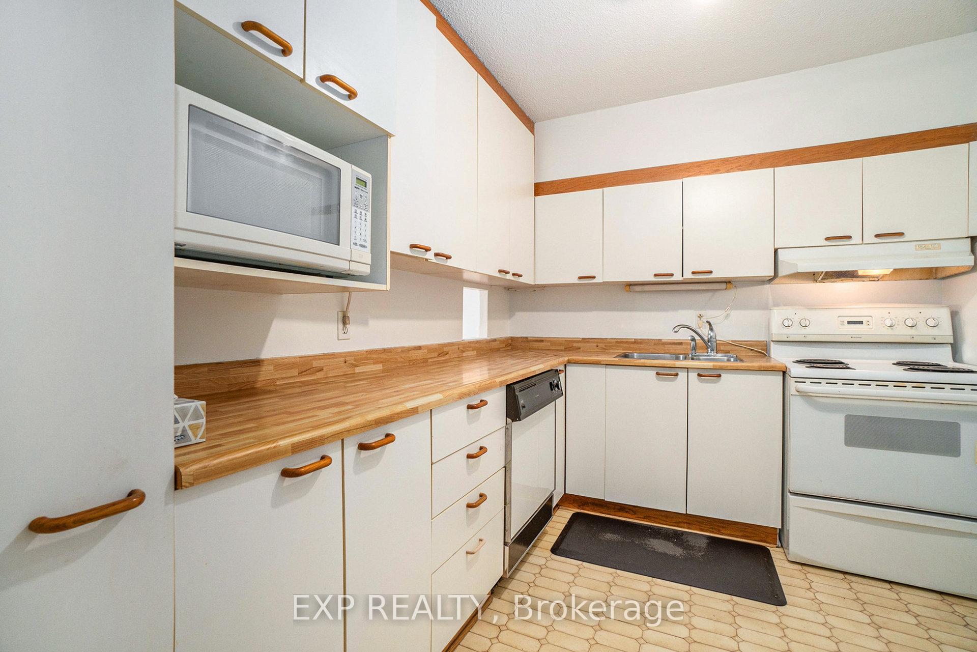 Photo 6 of Unit 408, 900 Dynes Road, Ottawa, Carleton Square — HOMEH
