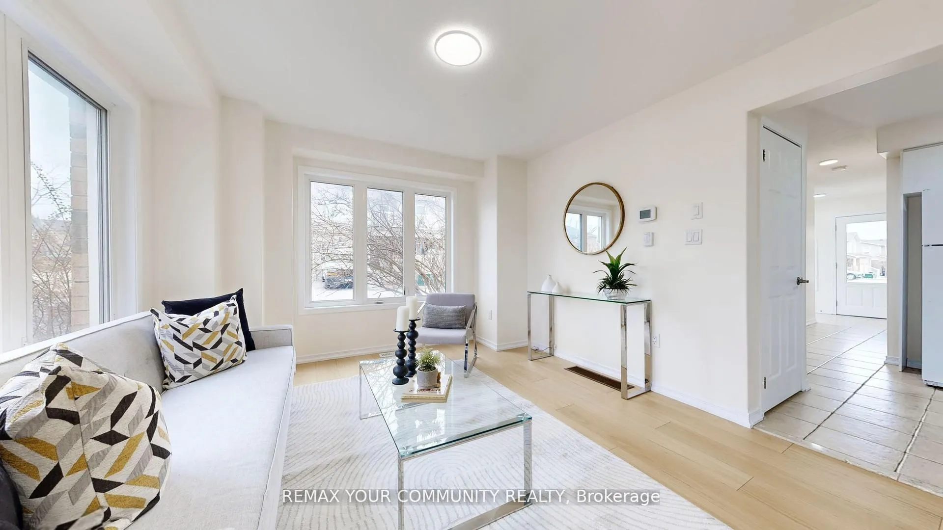 Photo 6 of Unit 15, 75 Prince William Way, Barrie, Innis-Shore — HOMEH