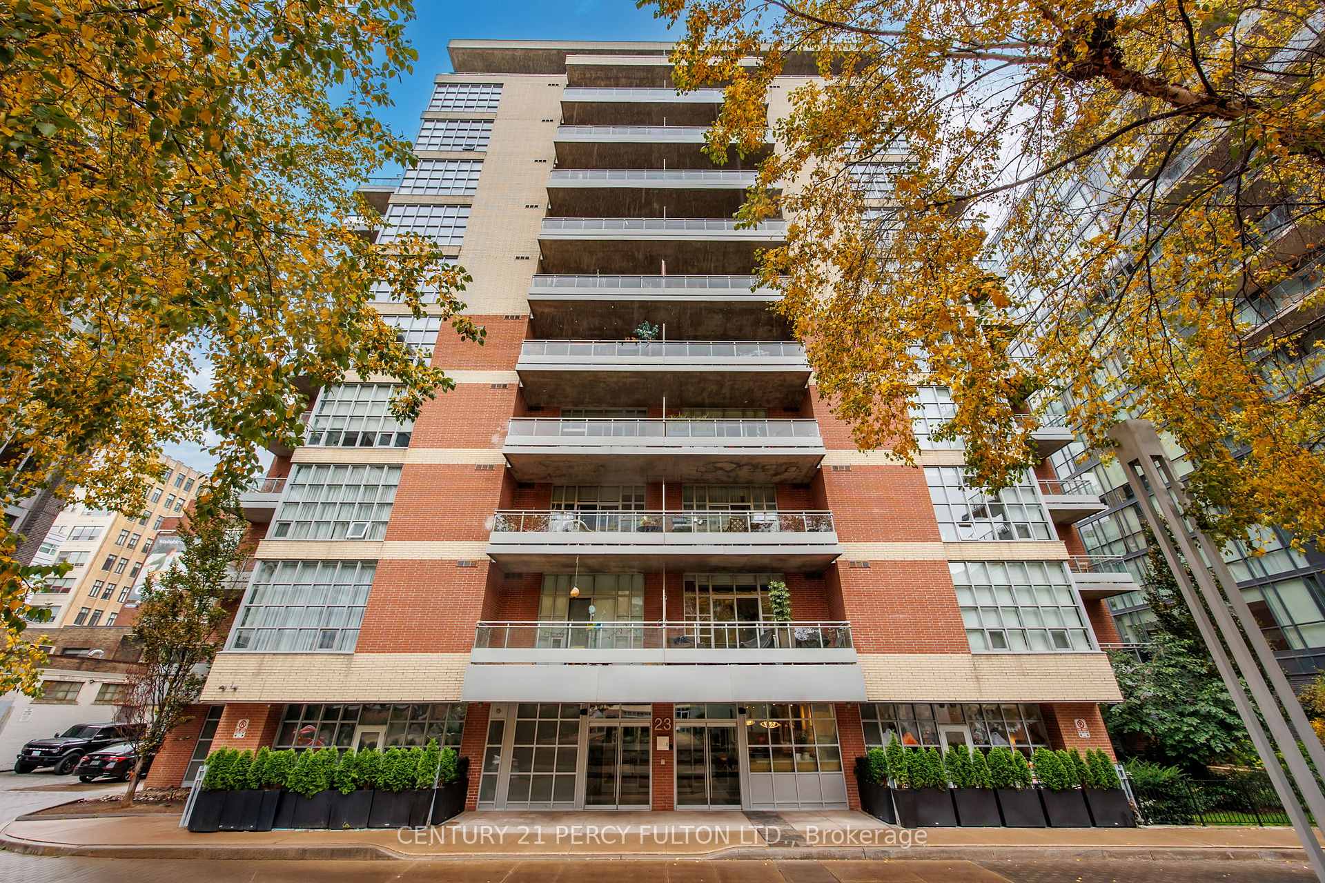 Photo 2 of Unit 1011, 23 Brant Street, Toronto, Waterfront Communities — HOMEH