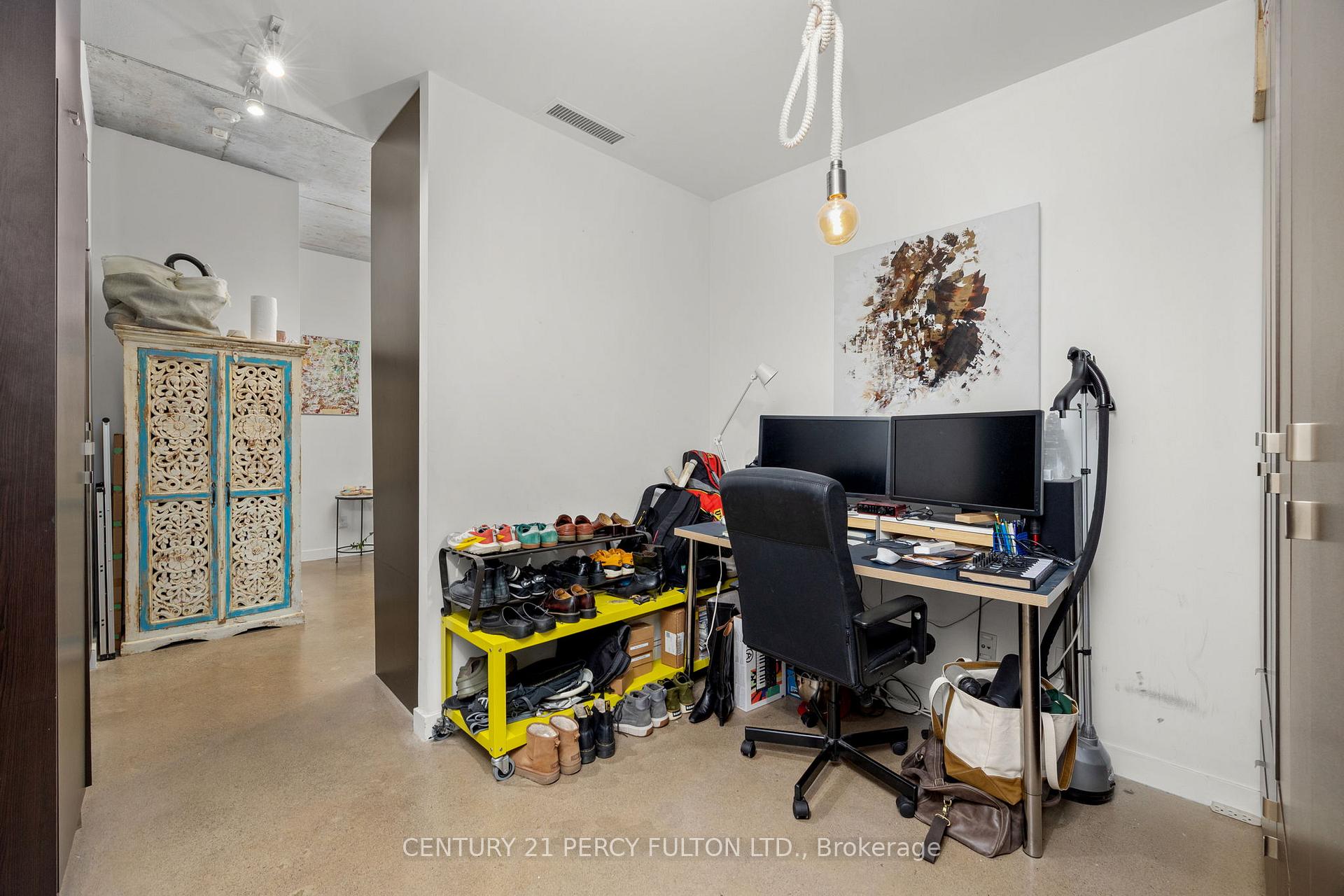 Photo 4 of Unit 1011, 23 Brant Street, Toronto, Waterfront Communities — HOMEH