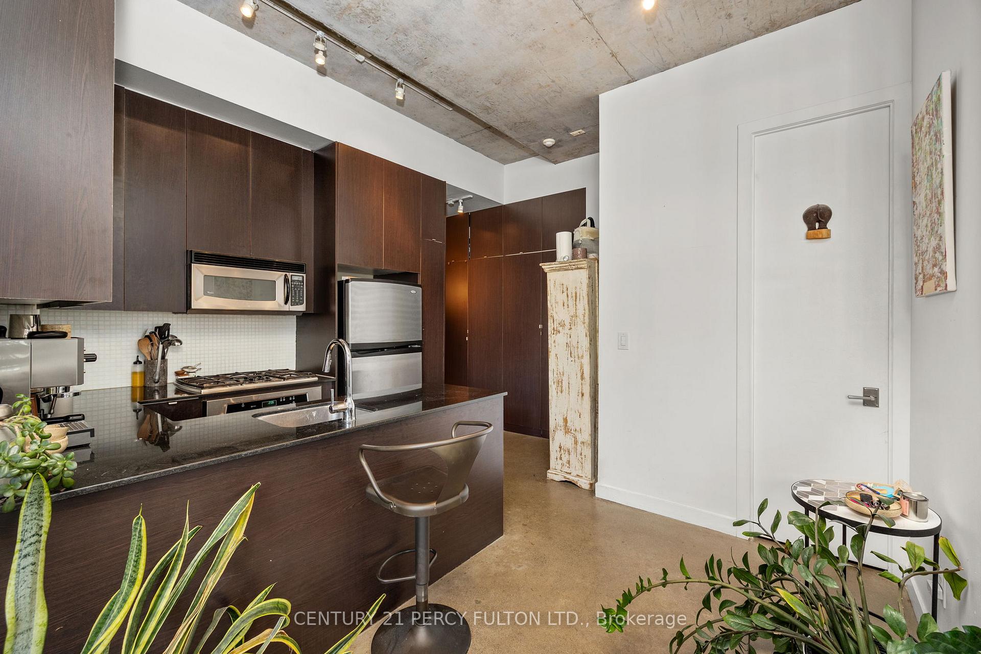 Photo 12 of Unit 1011, 23 Brant Street, Toronto, Waterfront Communities — HOMEH