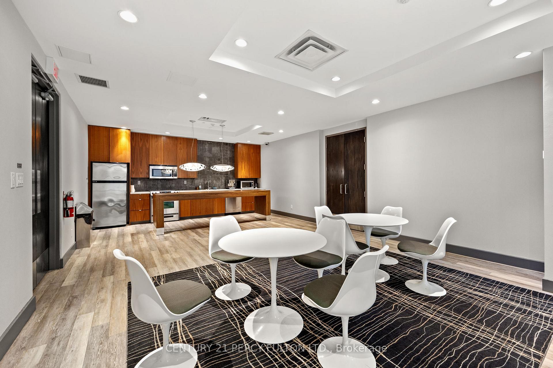 Photo 20 of Unit 1011, 23 Brant Street, Toronto, Waterfront Communities — HOMEH