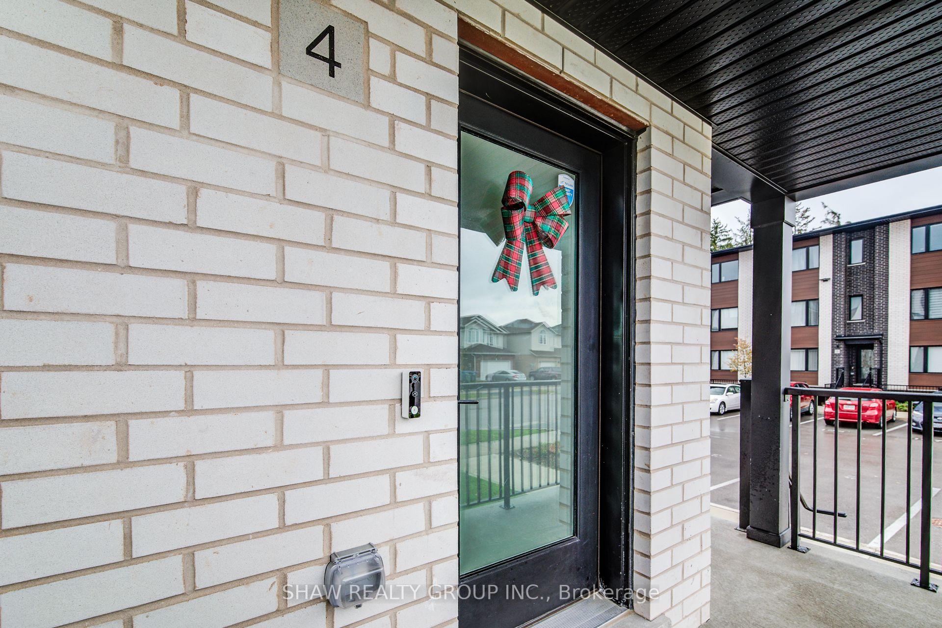 Photo 8 of 4 Lily Lane, Guelph, Clairfields/Hanlon Business Park — HOMEH