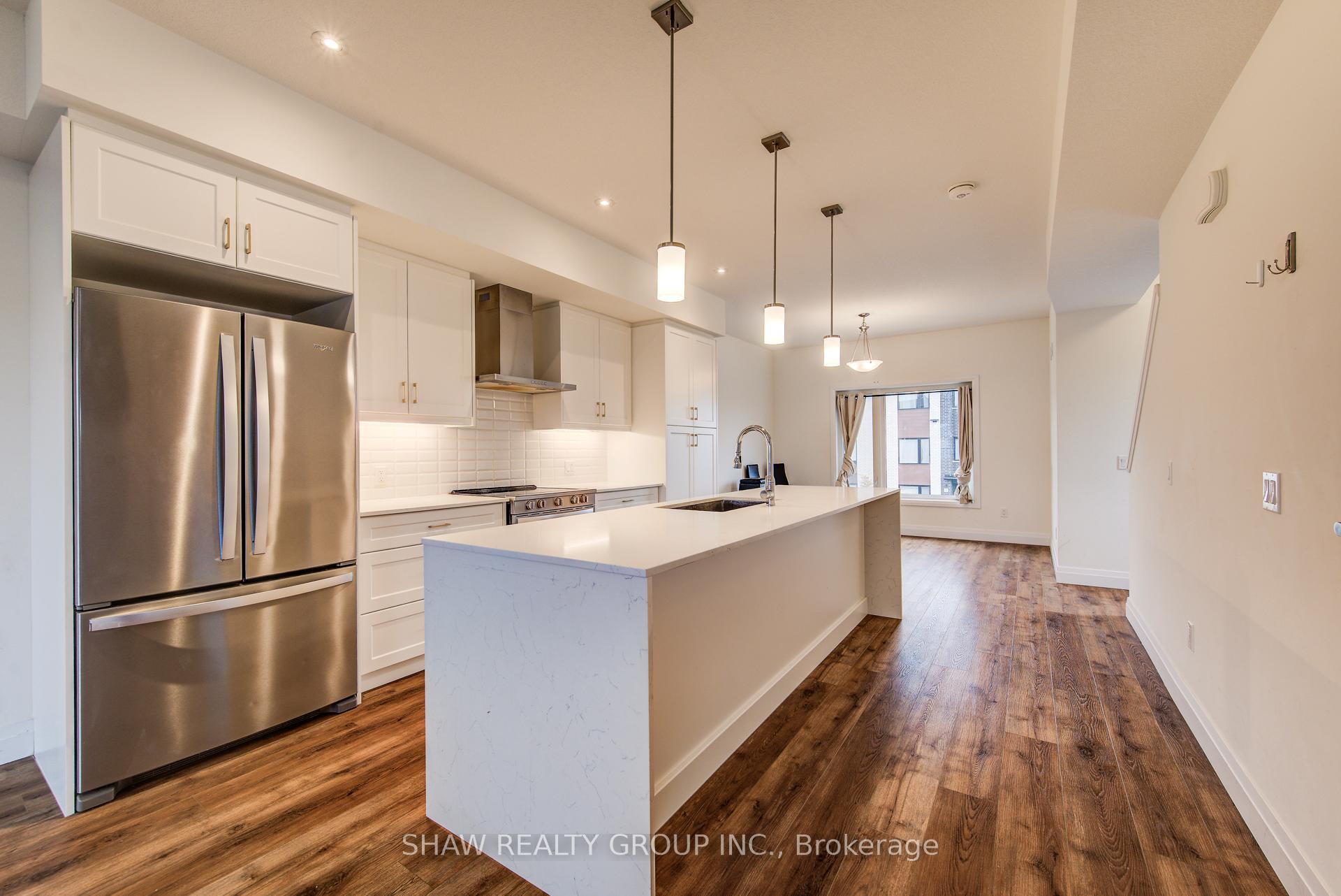 Photo 16 of 4 Lily Lane, Guelph, Clairfields/Hanlon Business Park — HOMEH
