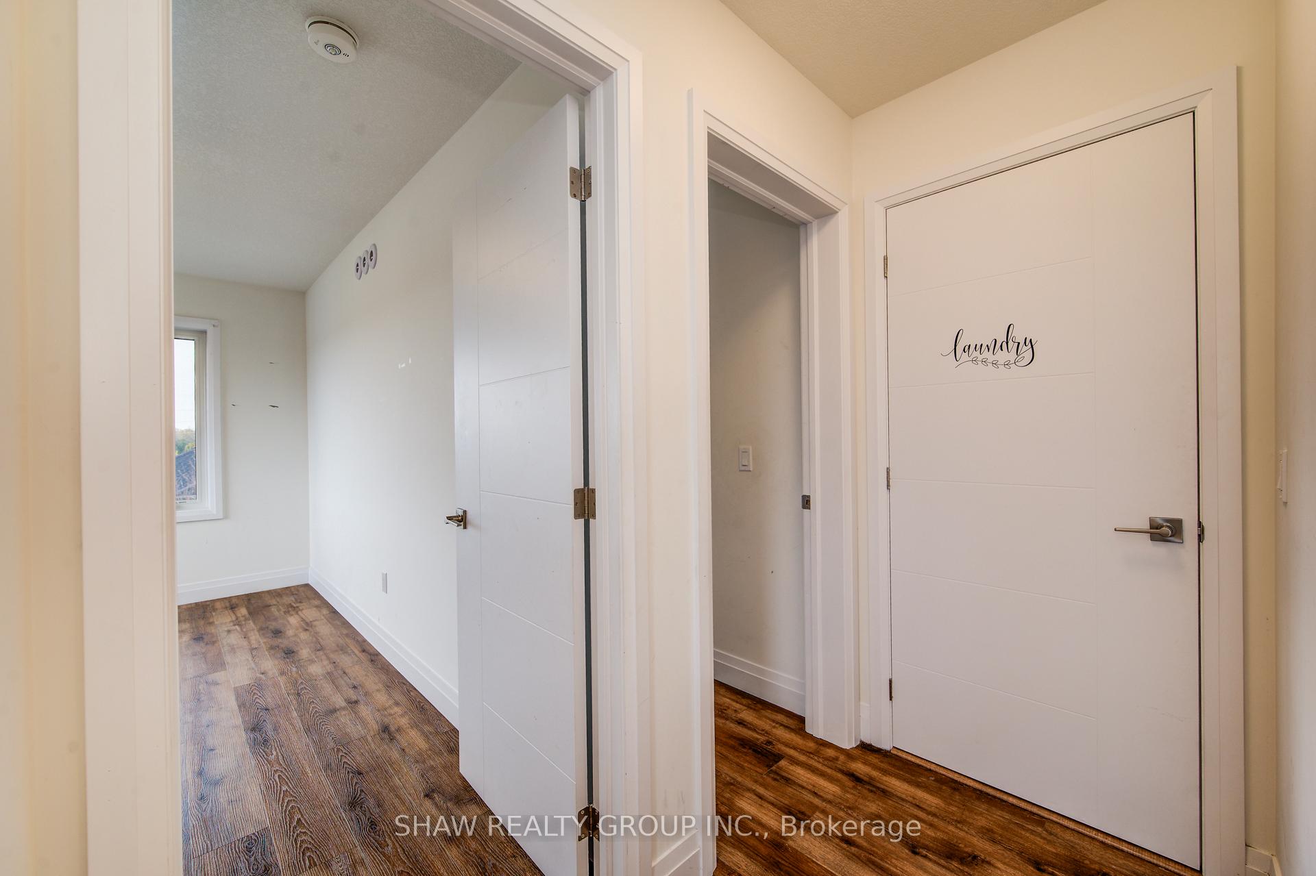 Photo 39 of 4 Lily Lane, Guelph, Clairfields/Hanlon Business Park — HOMEH