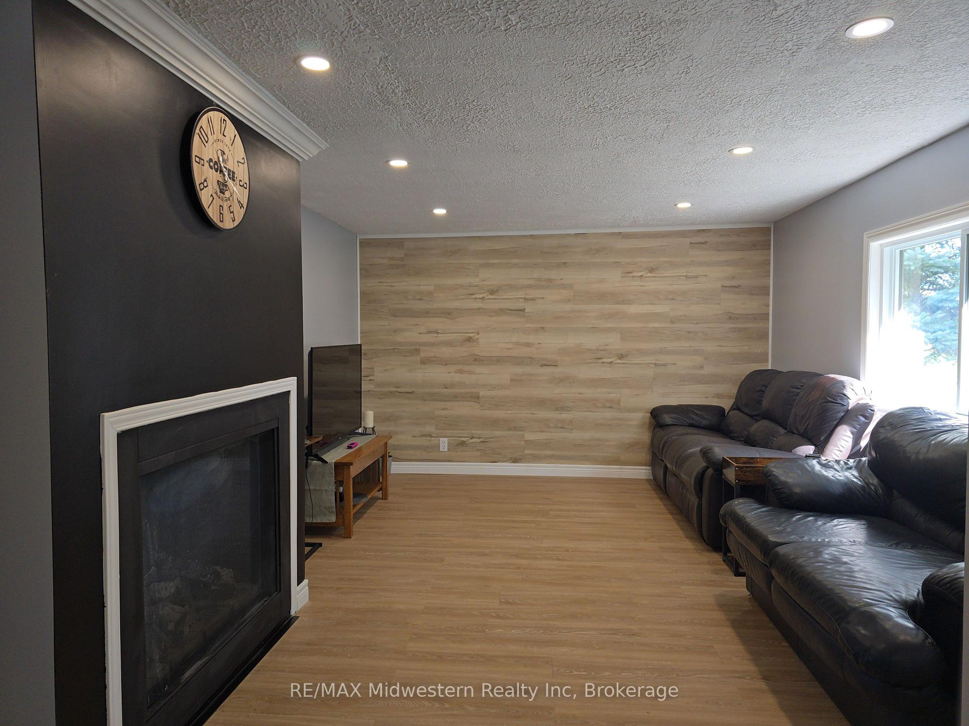 Photo 9 of Unit 15, 450 Tremaine Avenue E, North Perth, Elma — HOMEH