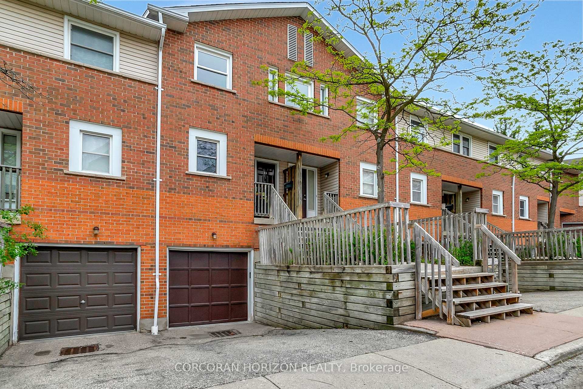 Photo 3 of Unit 33, 459 Beechwood Place, Waterloo — HOMEH