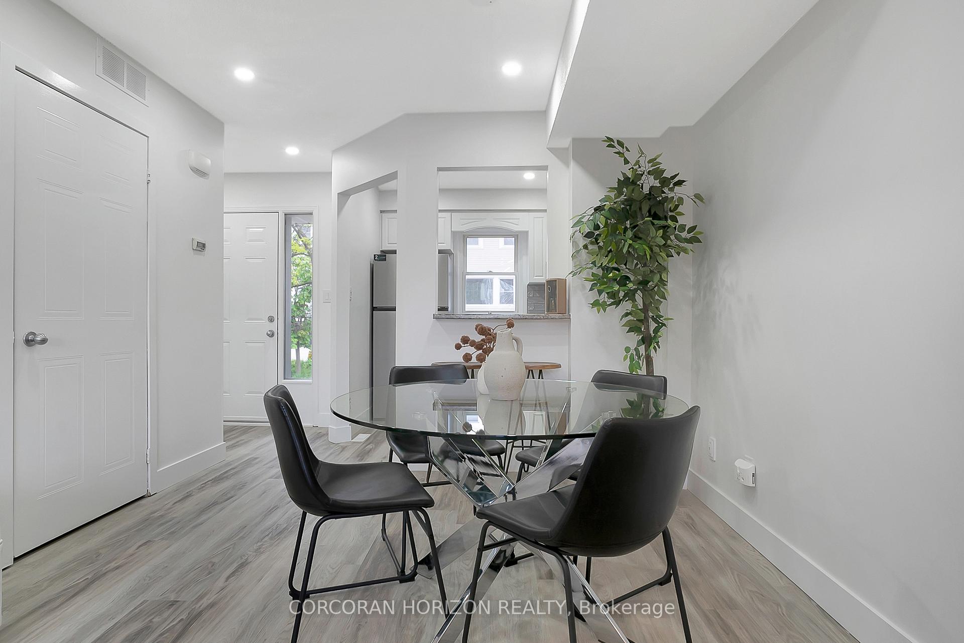 Photo 12 of Unit 33, 459 Beechwood Place, Waterloo — HOMEH