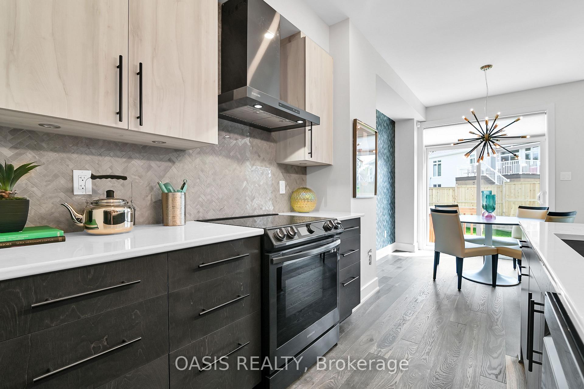 Photo 7 of 720 Pipit Lane, Ottawa, Barrhaven - Half Moon Bay — HOMEH