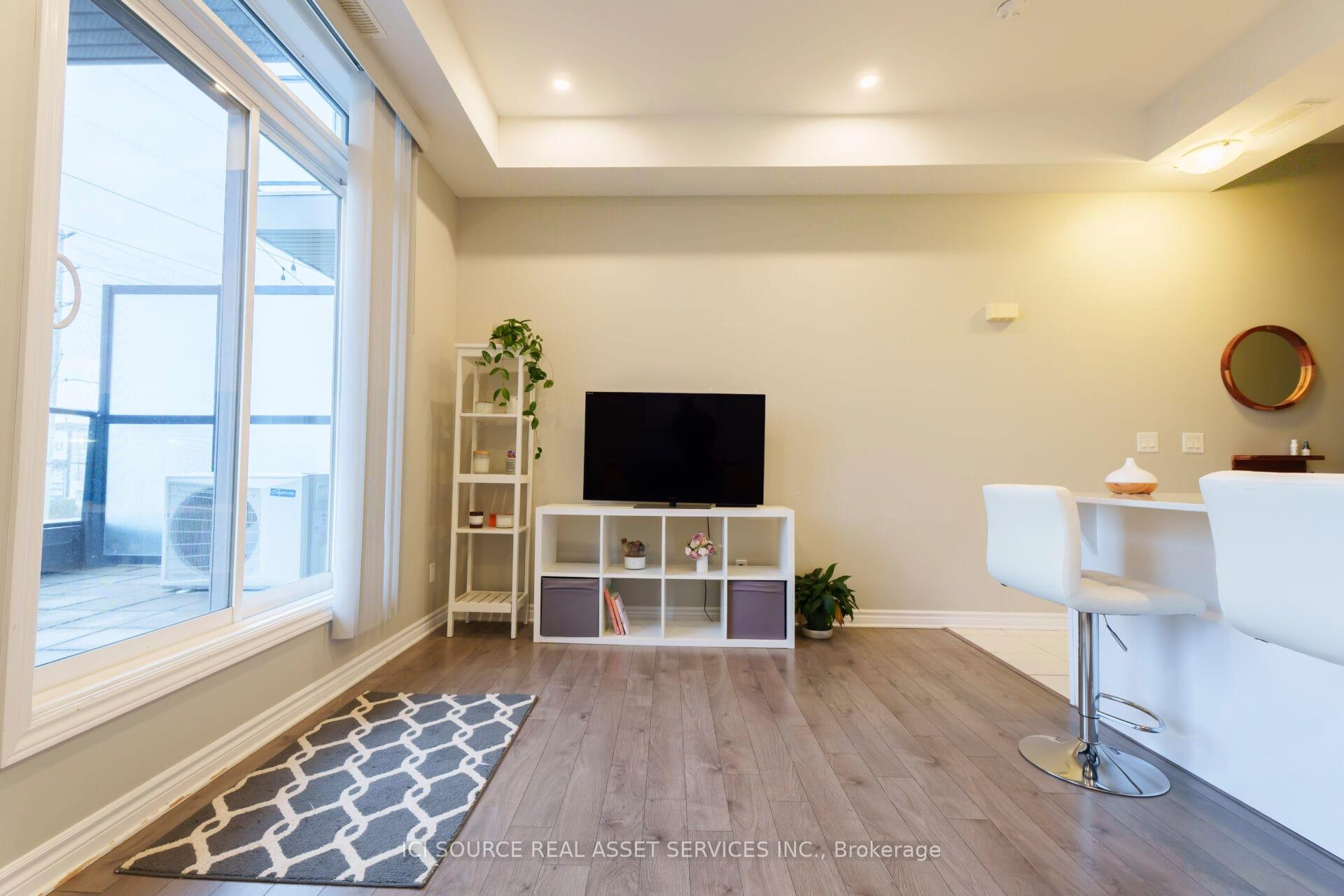Photo 3 of 214 Terravita Private, Ottawa, Windsor Park Village — HOMEH