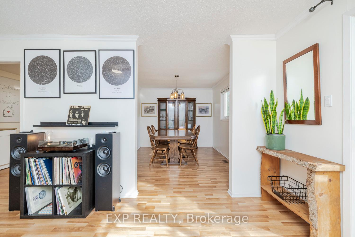Photo 21 of 1465 Bradshaw Crescent, Ottawa, Pineview — HOMEH