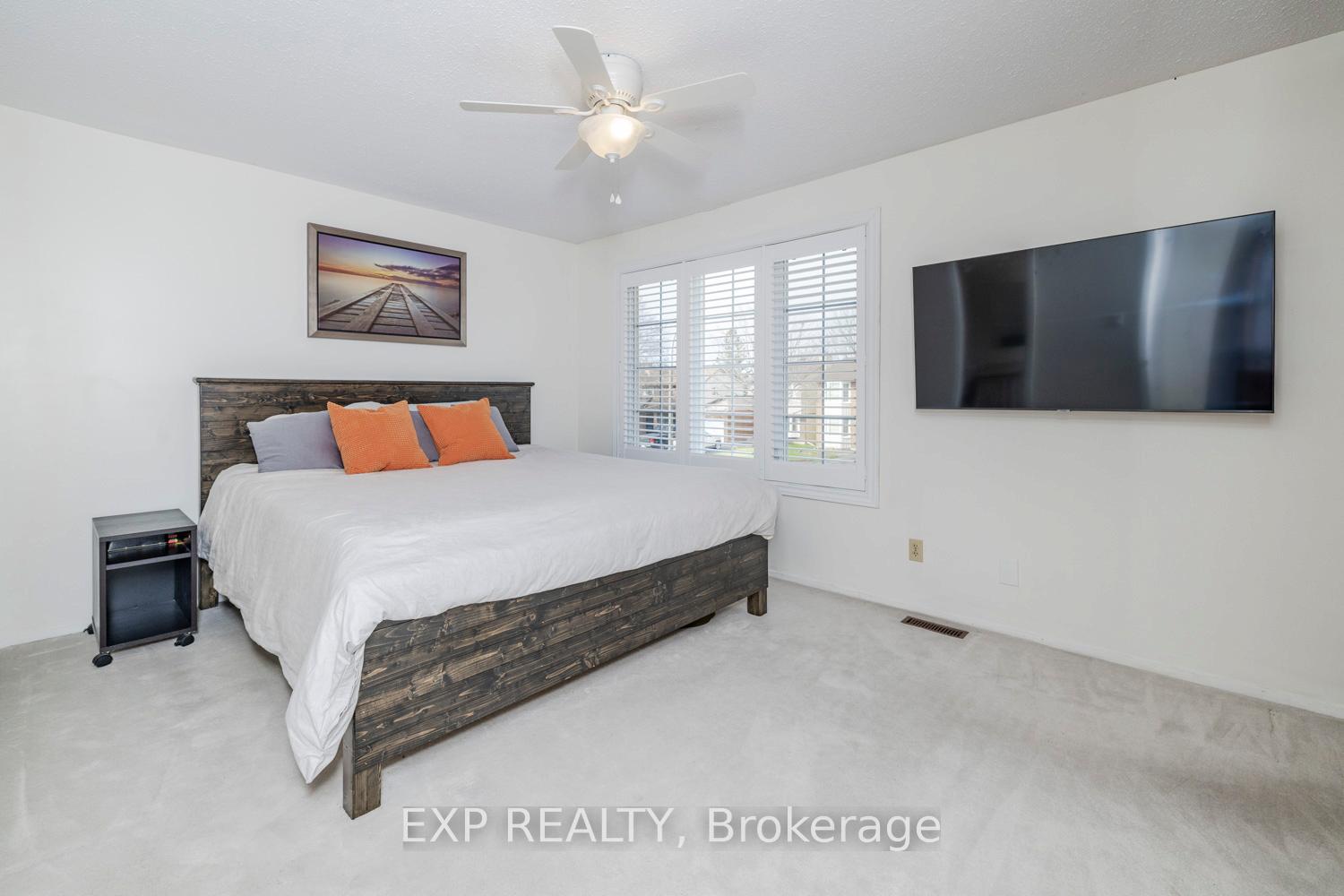 Photo 28 of 1465 Bradshaw Crescent, Ottawa, Pineview — HOMEH