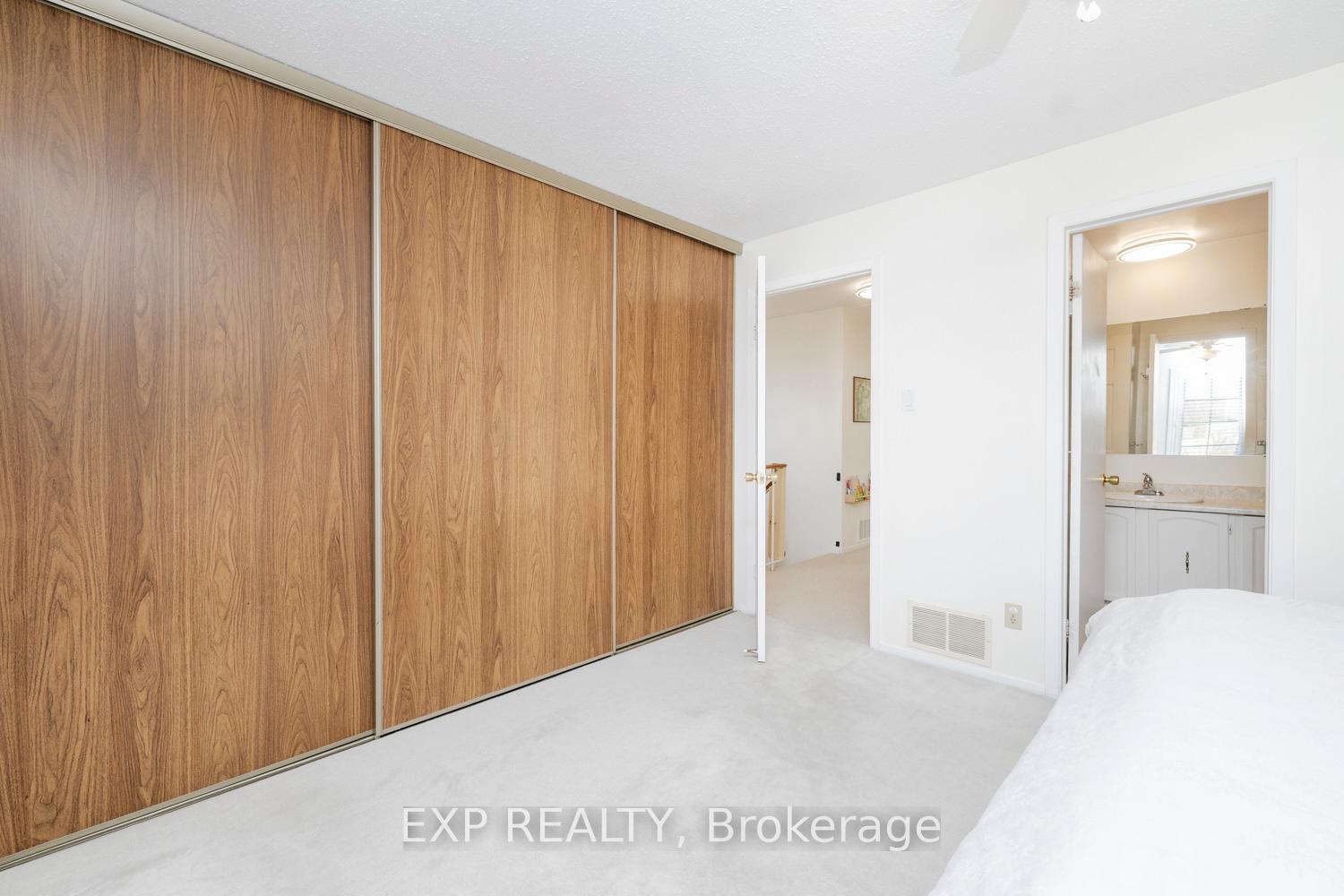 Photo 32 of 1465 Bradshaw Crescent, Ottawa, Pineview — HOMEH