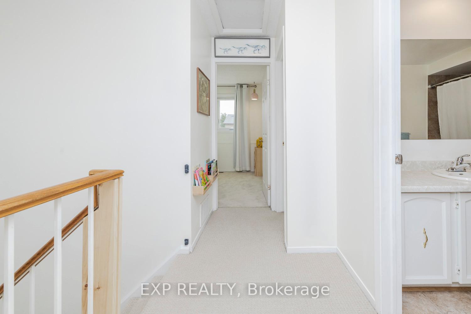 Photo 31 of 1465 Bradshaw Crescent, Ottawa, Pineview — HOMEH
