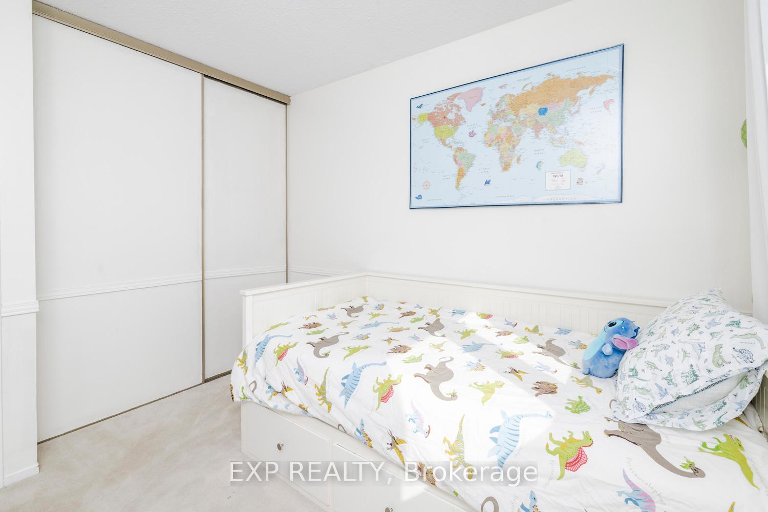 Photo 34 of 1465 Bradshaw Crescent, Ottawa, Pineview — HOMEH
