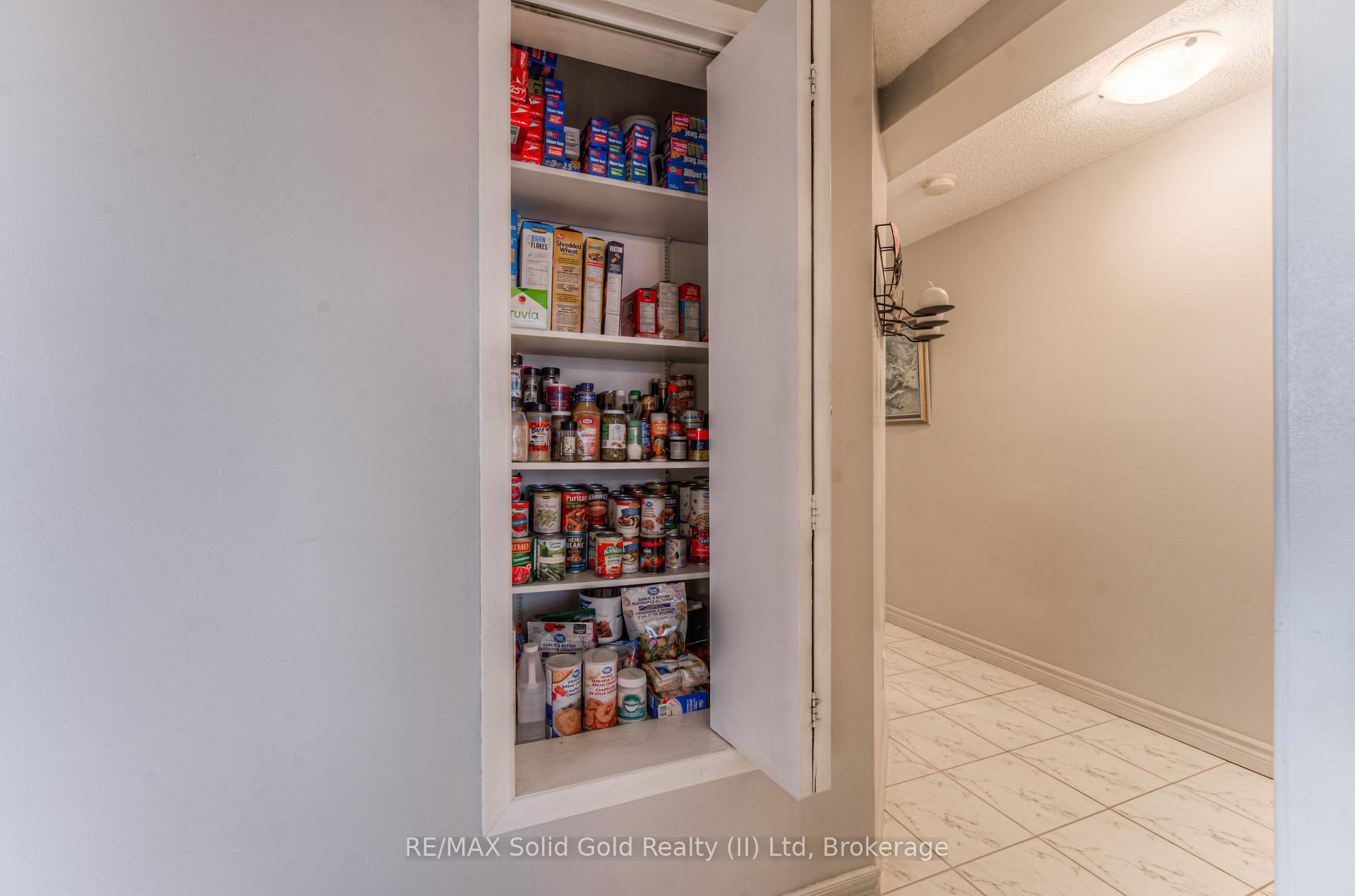 Photo 8 of Unit 611, 20 Ellen Street E, Kitchener — HOMEH