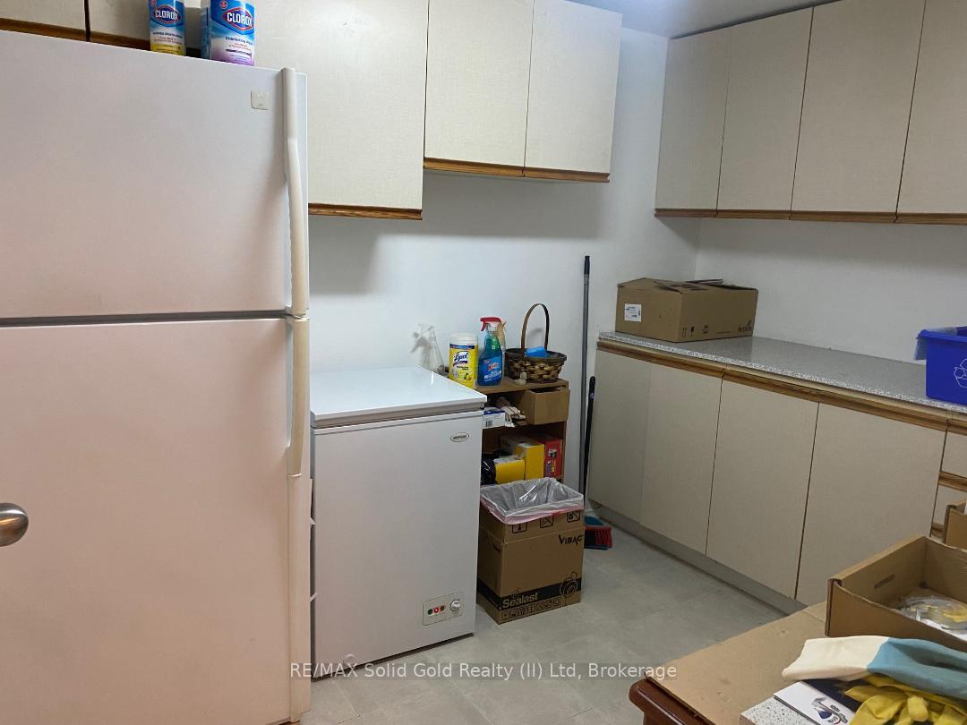 Photo 16 of Unit 611, 20 Ellen Street E, Kitchener — HOMEH