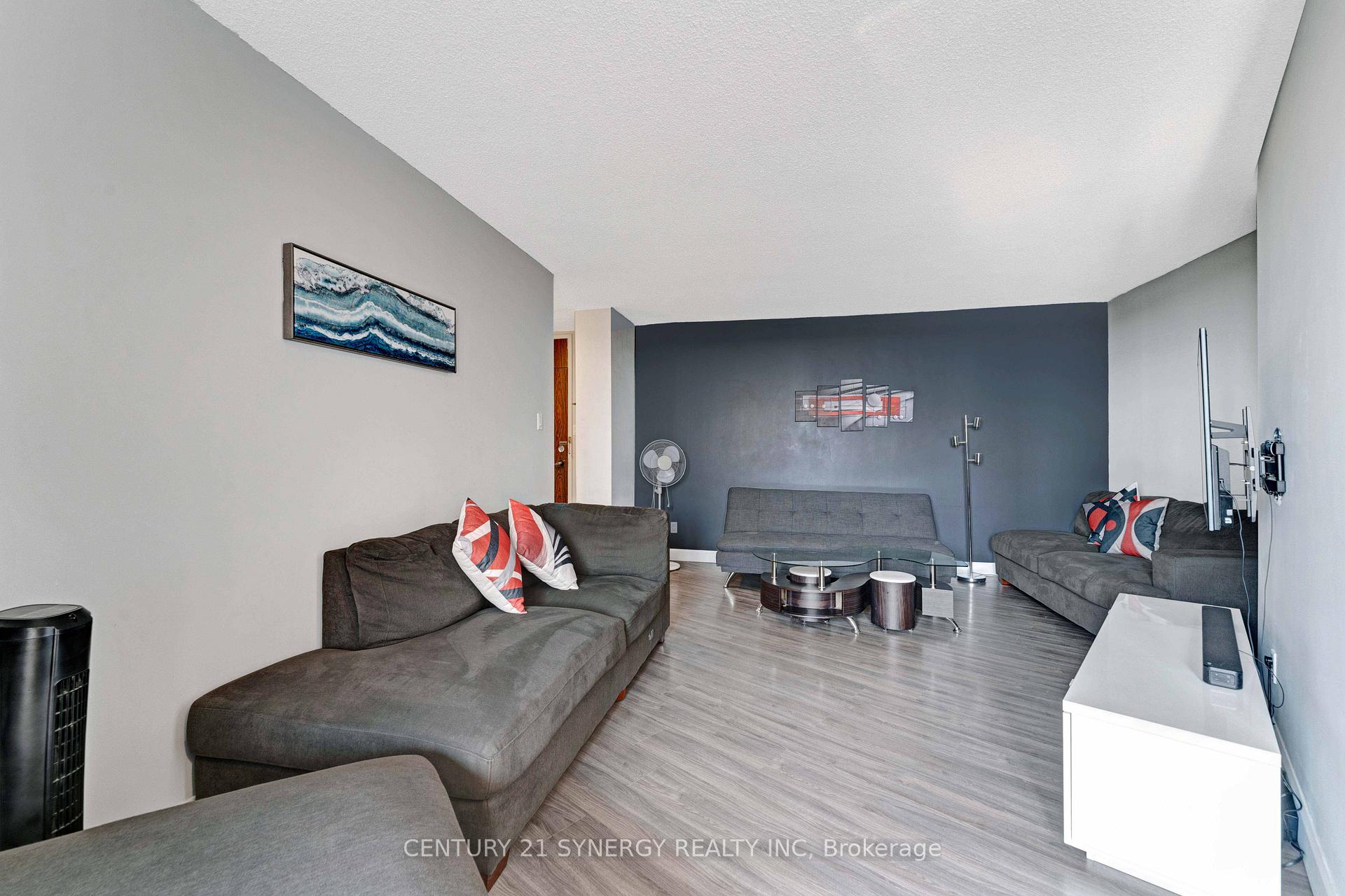 Photo 7 of Unit 718, 2000 Jasmine Crescent, Ottawa, Beacon Hill South — HOMEH