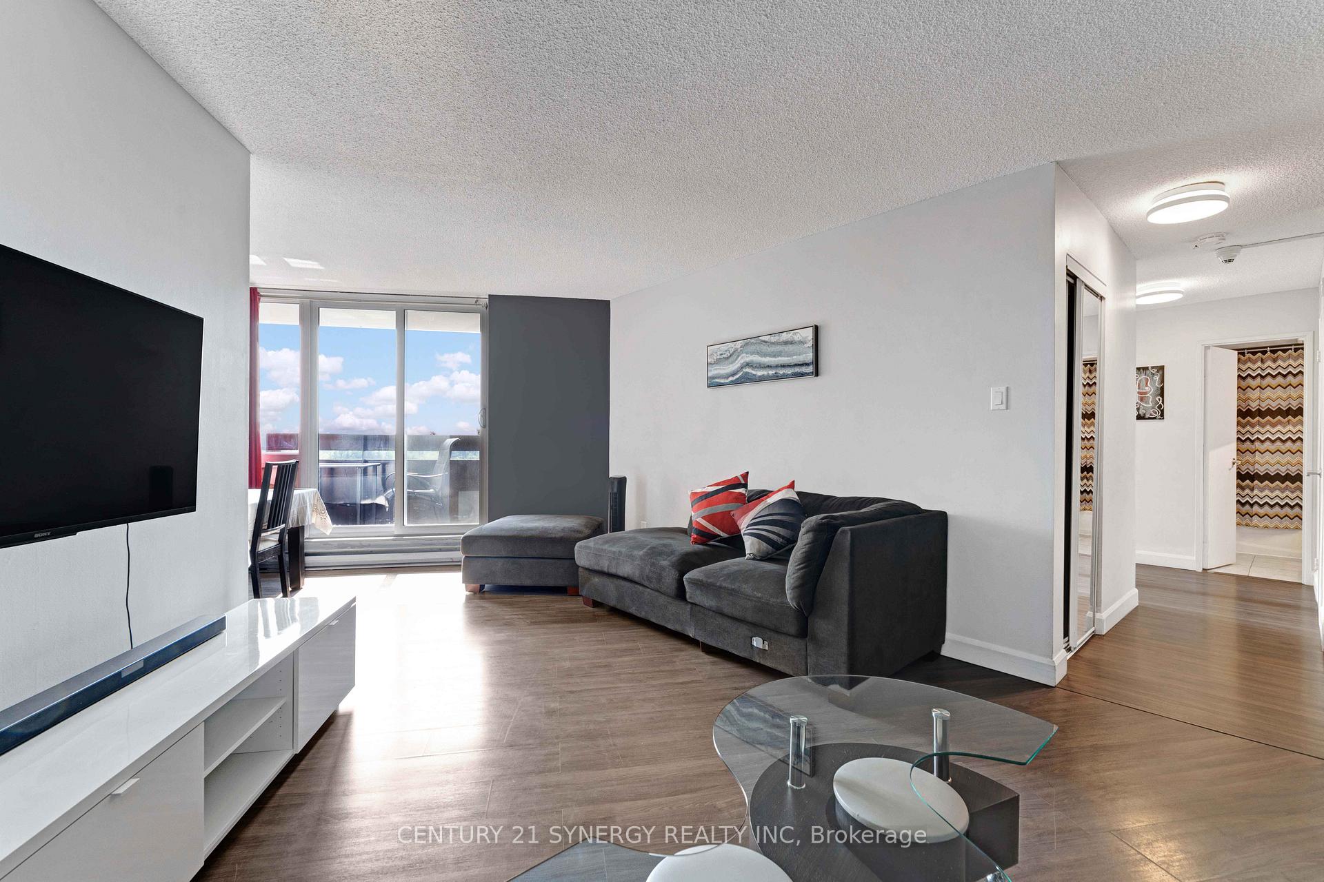 Photo 8 of Unit 718, 2000 Jasmine Crescent, Ottawa, Beacon Hill South — HOMEH