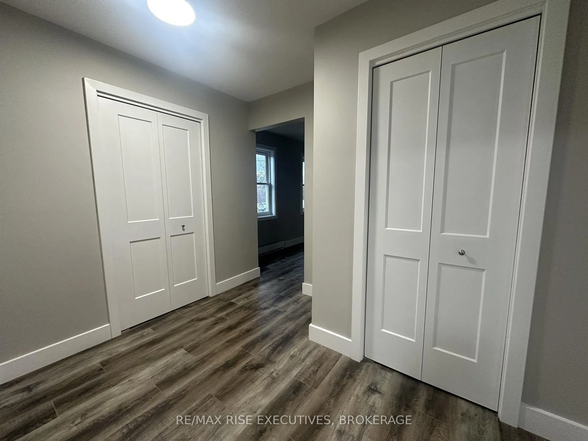 Photo 3 of Unit 2, 565 Emma Street, Gananoque — HOMEH