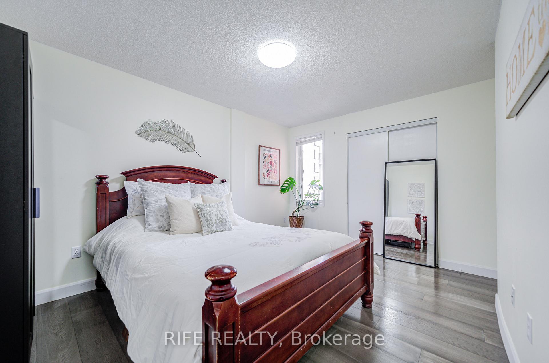 Photo 14 of Unit 1033, 75 Weldrick Road E, Richmond Hill, Observatory — HOMEH