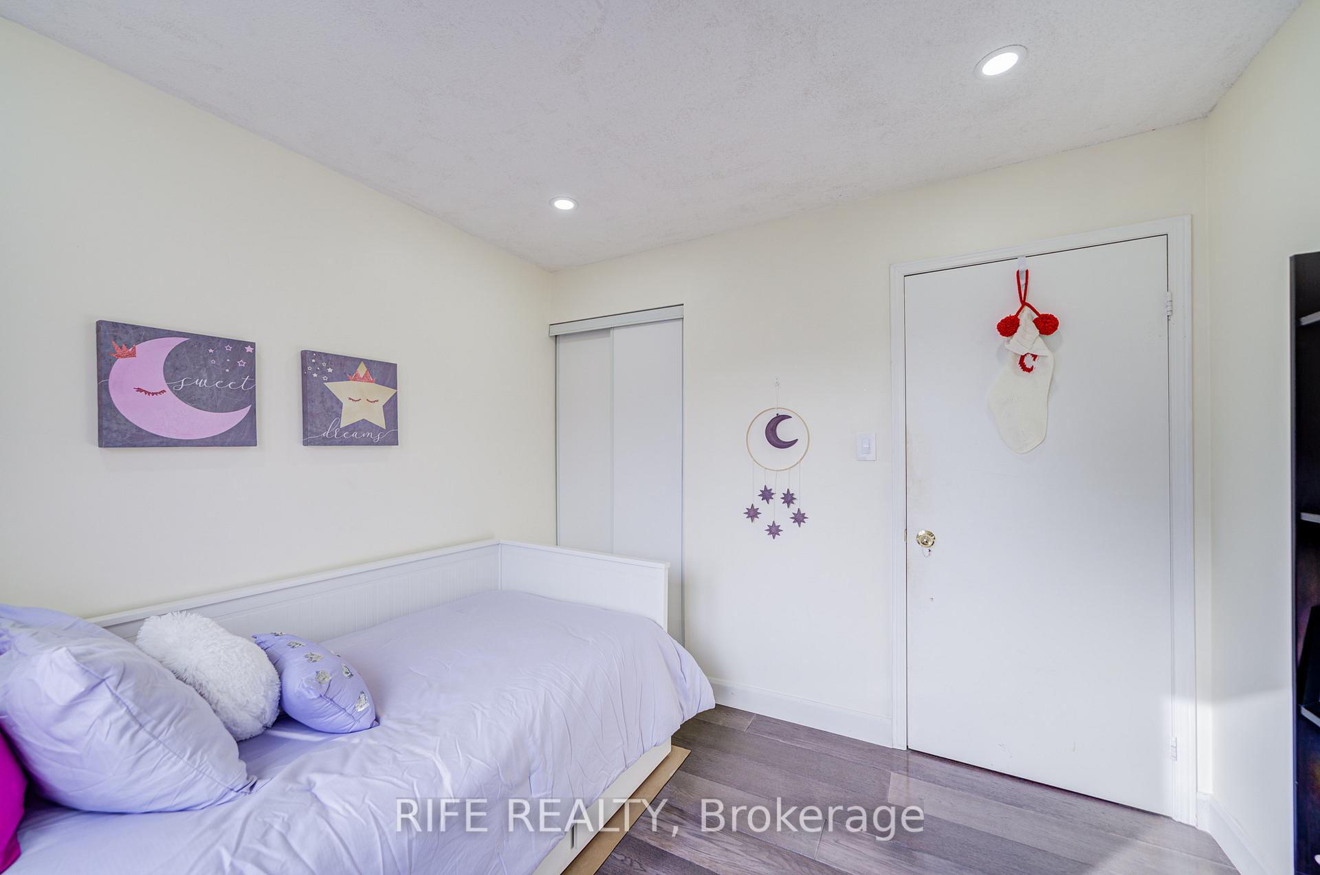 Photo 18 of Unit 1033, 75 Weldrick Road E, Richmond Hill, Observatory — HOMEH