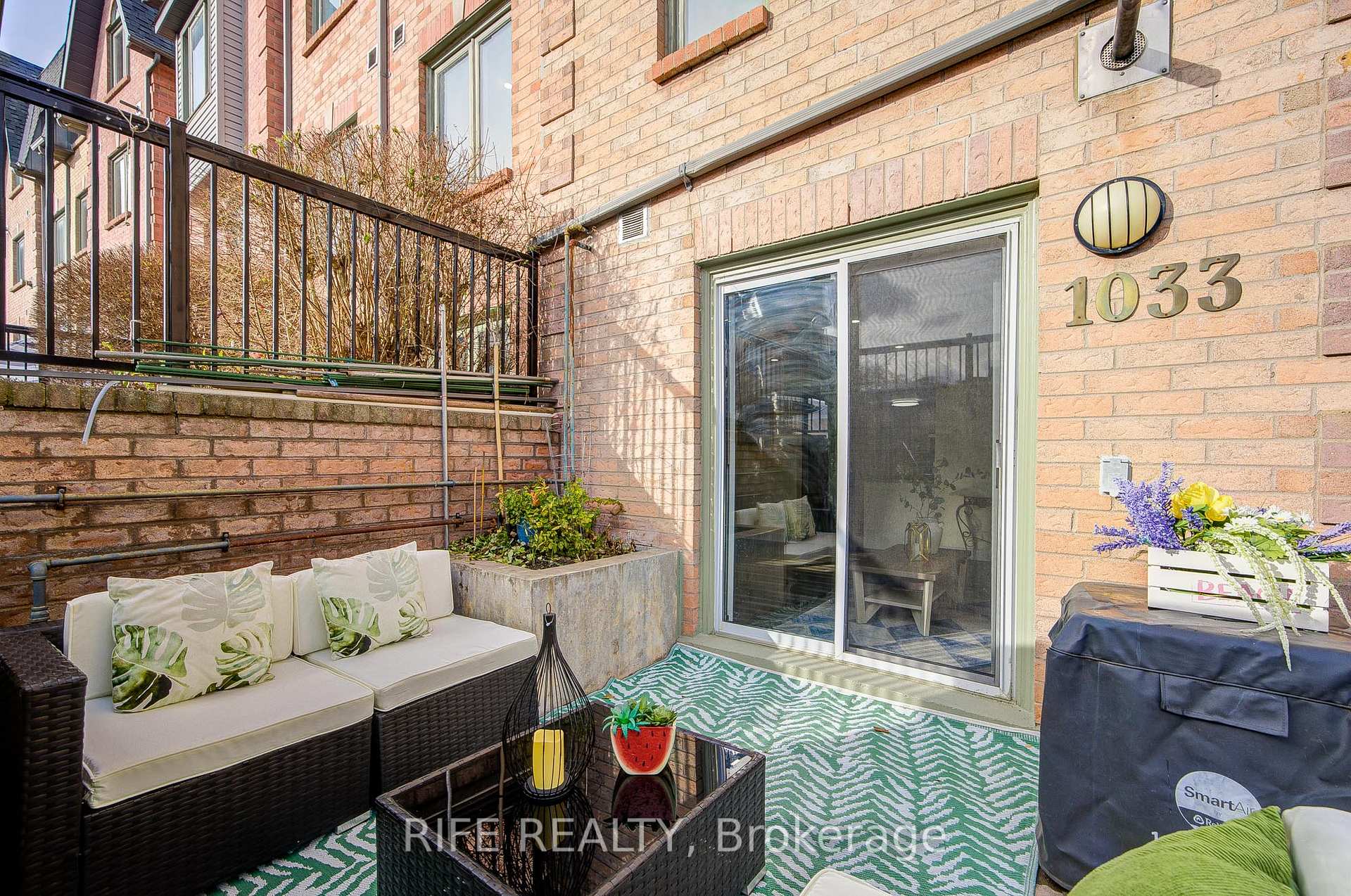 Photo 22 of Unit 1033, 75 Weldrick Road E, Richmond Hill, Observatory — HOMEH