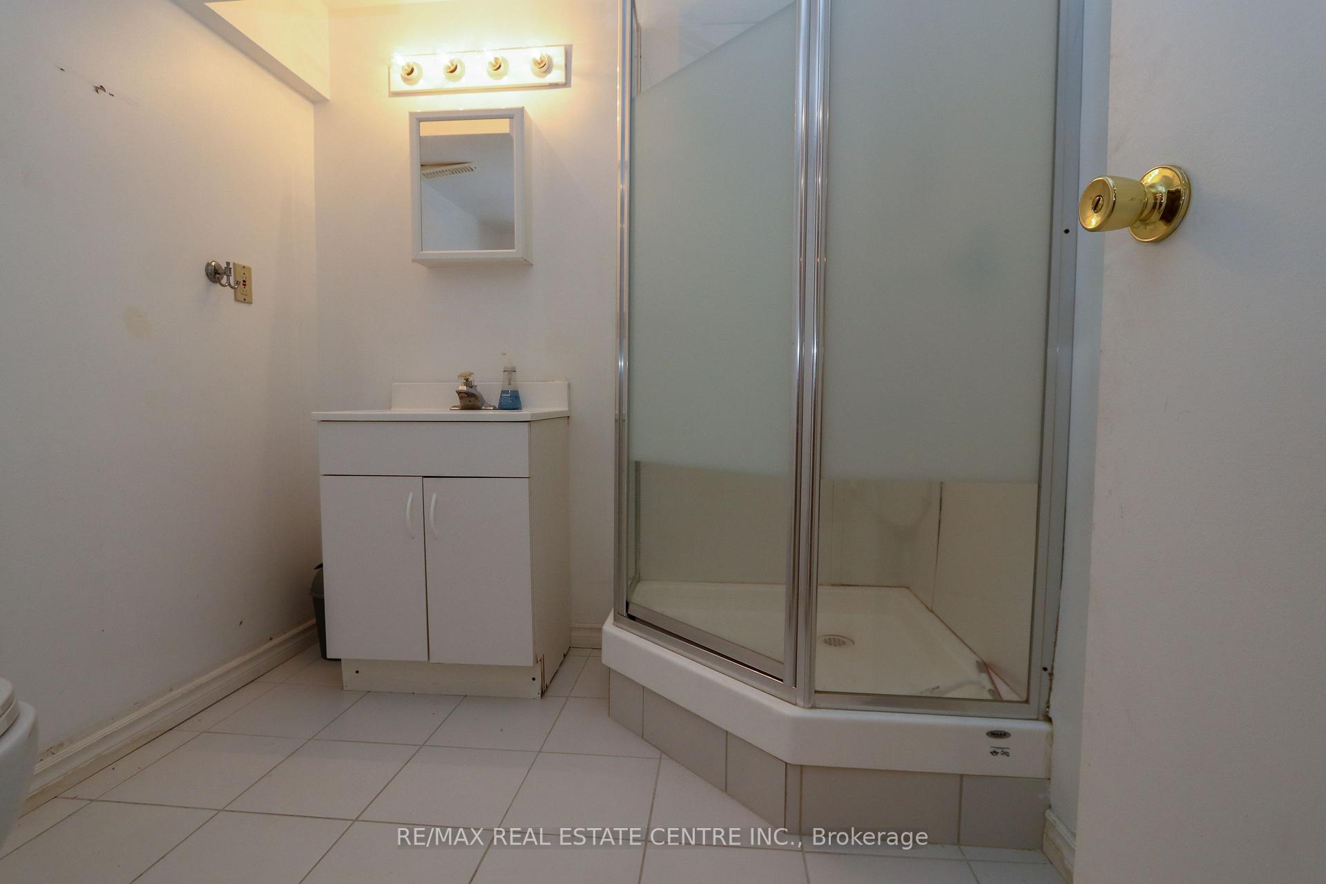 Photo 17 of Unit 1, 423 Keats Way, Waterloo — HOMEH